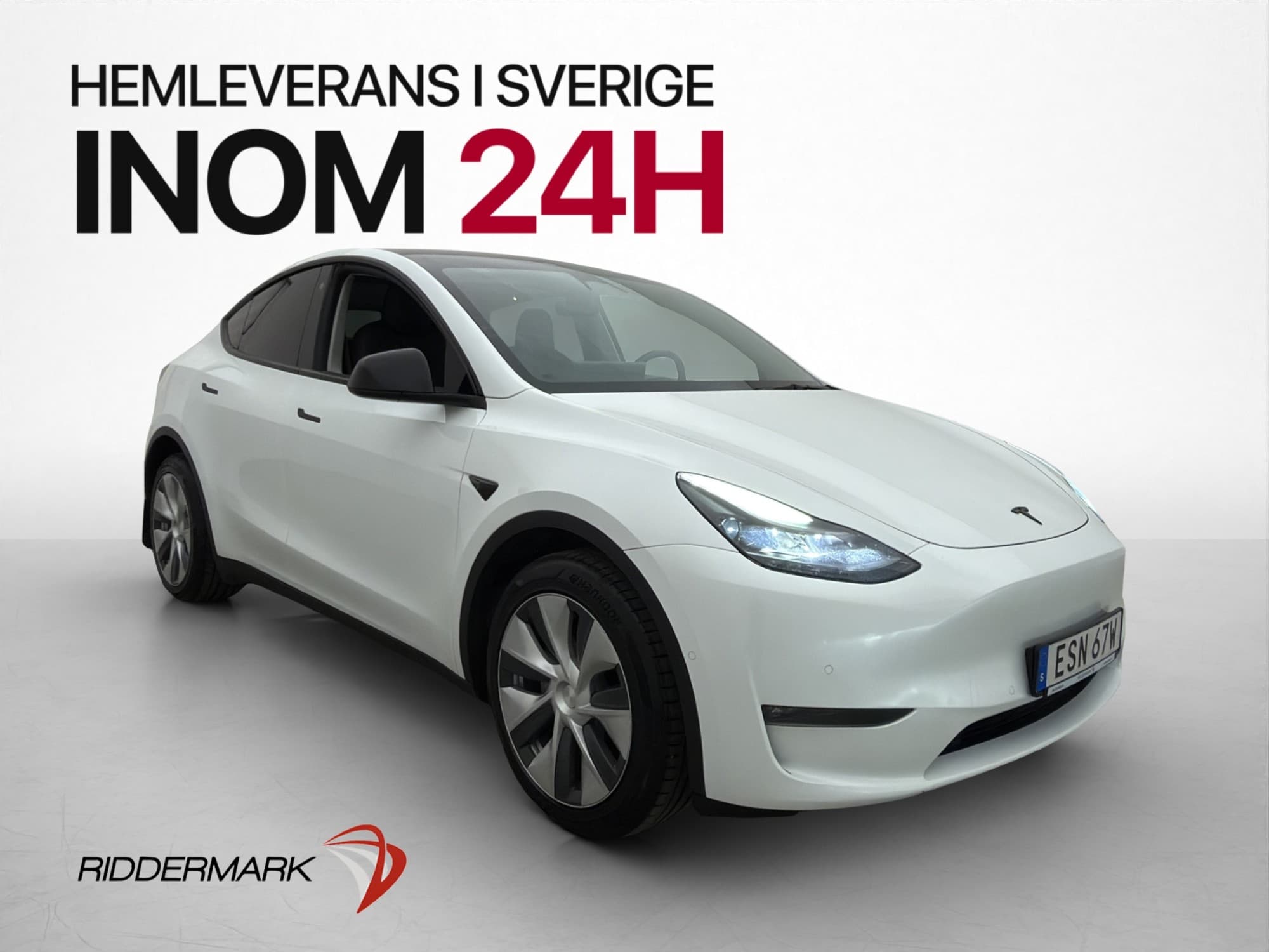 Tesla Model Y Long Range AWD Autopilot Pano Svensksåld