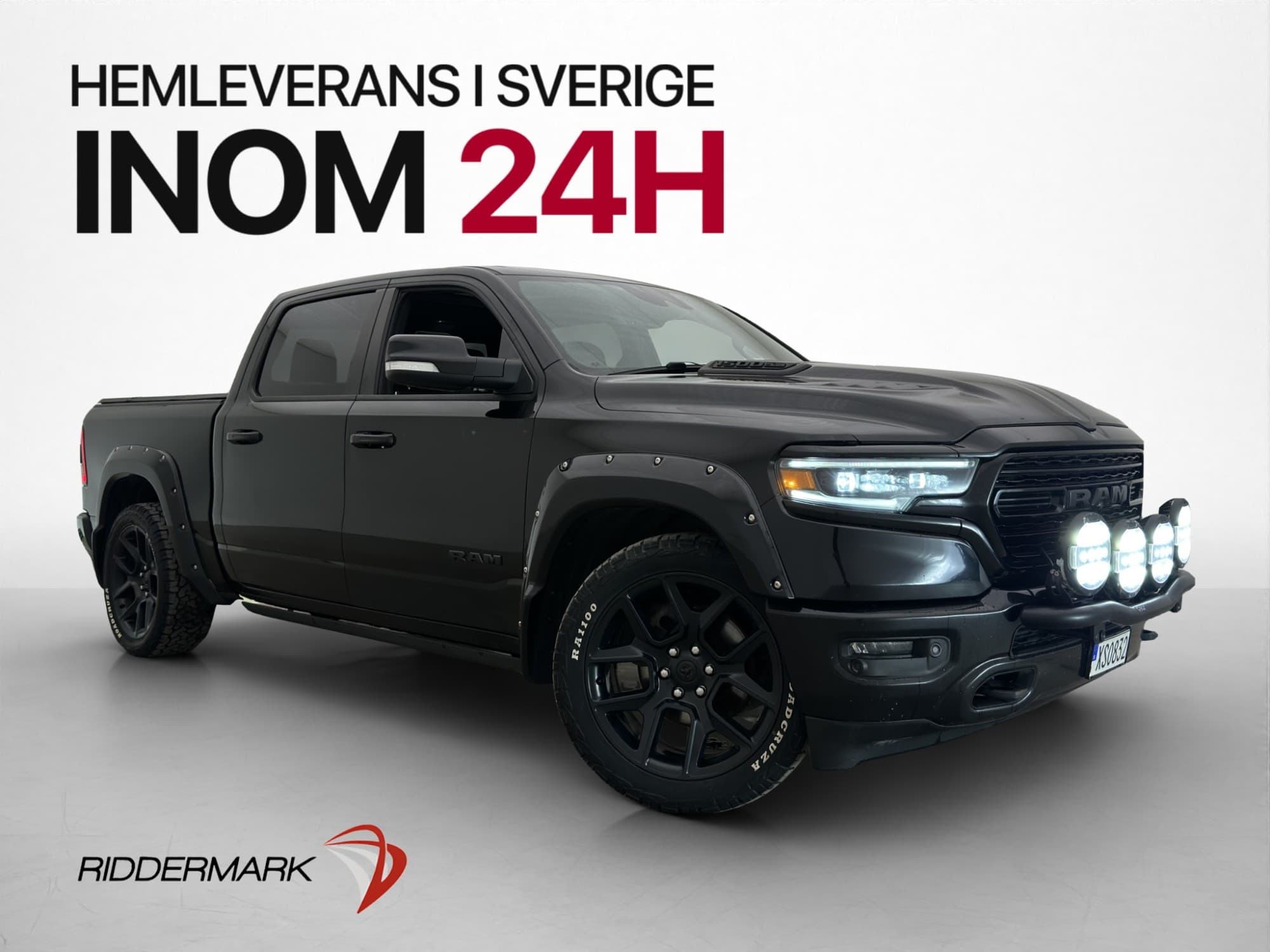 Dodge RAM 1500 Limited Night V8 4x4 Pano H/K Luft Skinn Moms