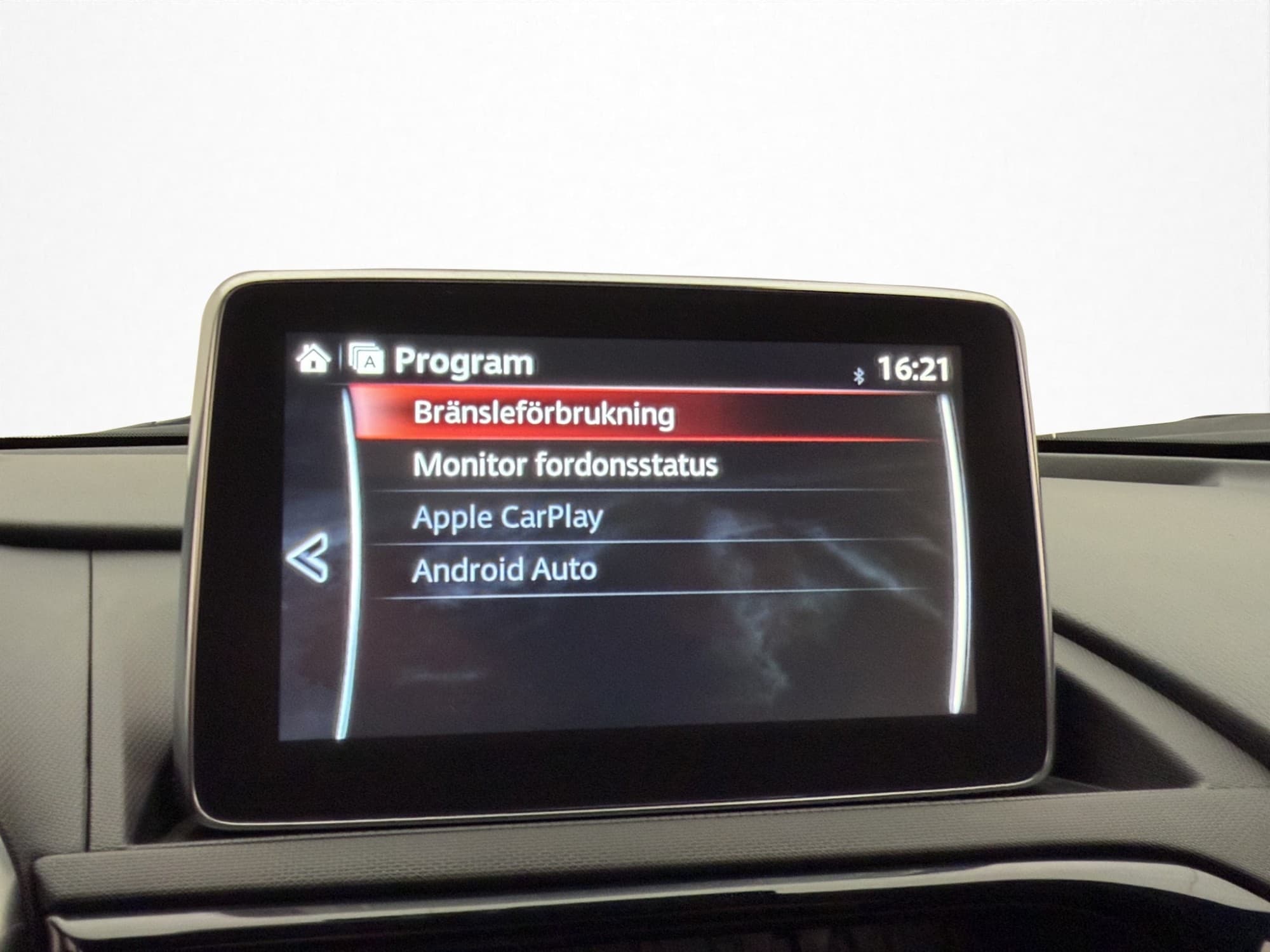 Mazda MX-5 2.0 SKYACTIV-G 160hk Cab BOSE Skinn CarPlay Navi