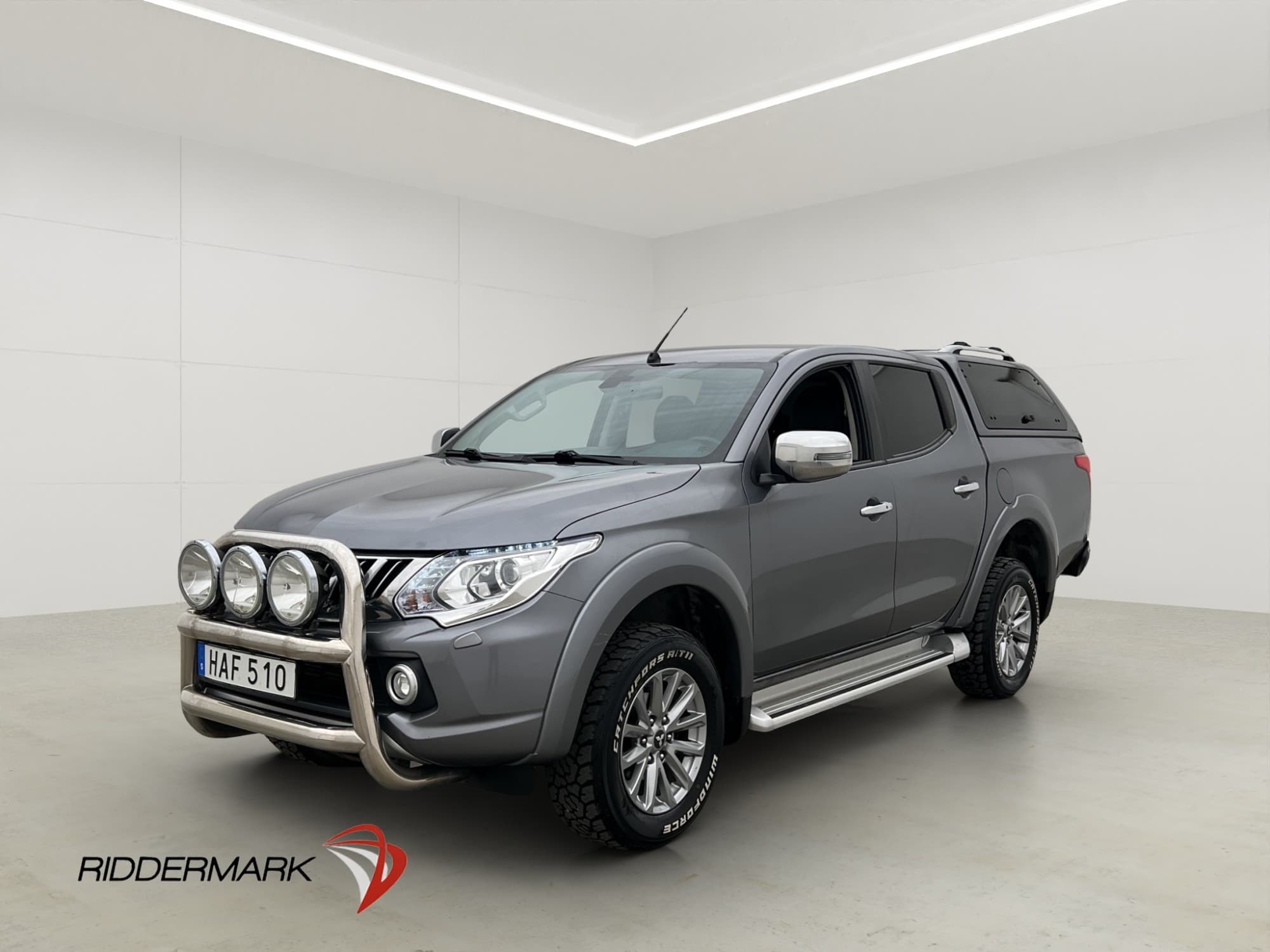 Mitsubishi L200 181hk 4WD Värmare B-Kamera Drag Skinn Kåpa