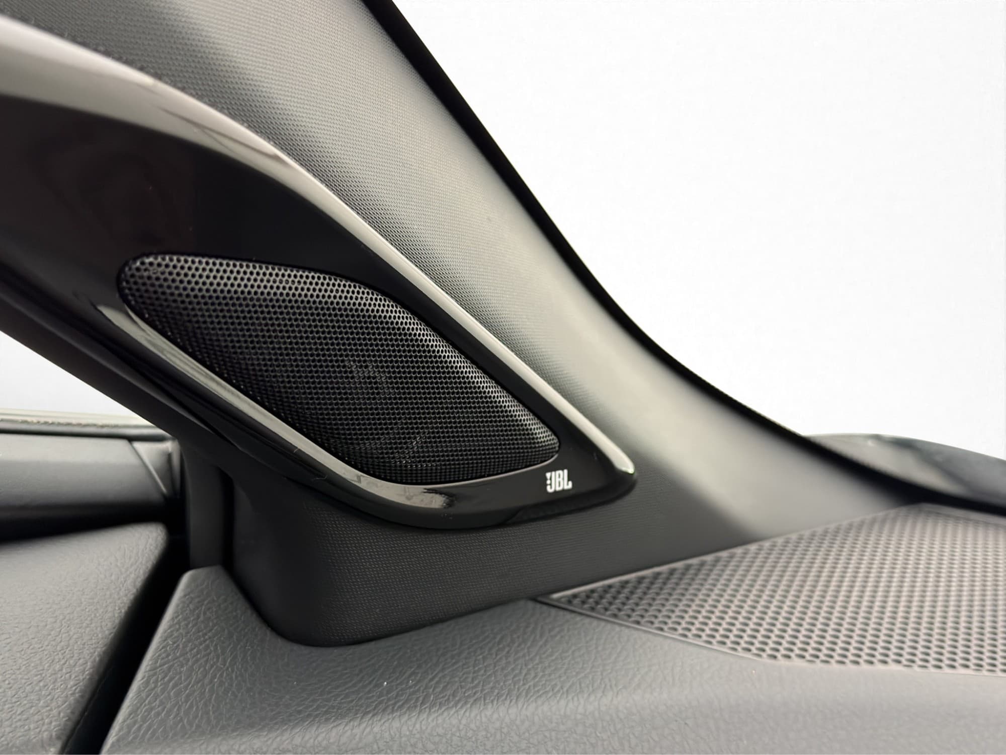 Toyota C-HR Hybrid Executive Nav Kamera JBL M-Värm Halvskinn