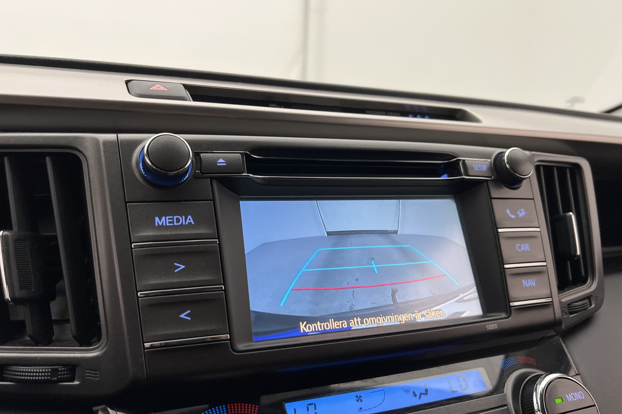 Toyota RAV4 2.0 4WD Backkamera Dragkrok Navi Farthållare