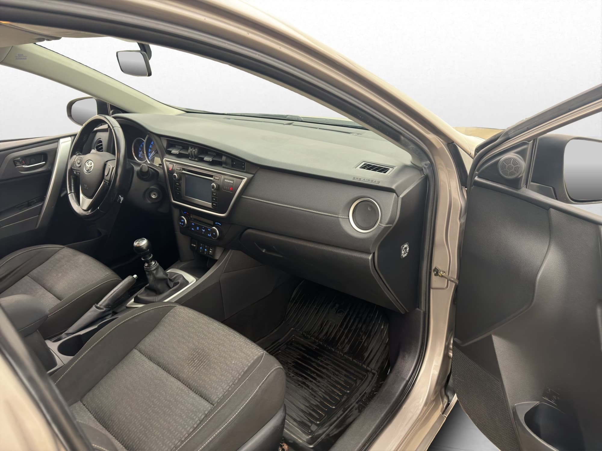 Toyota Auris 124hk Touring Edition Feel Kamera Navi