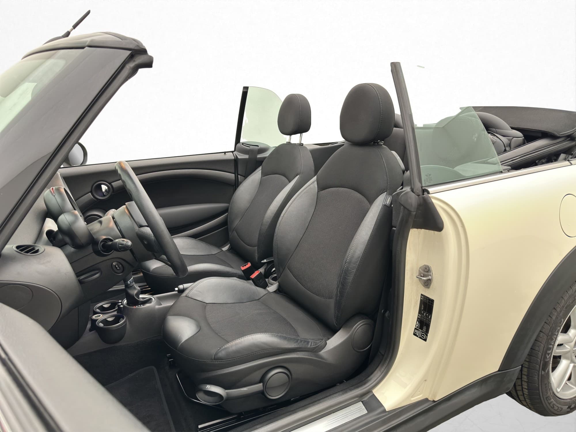 MINI Cooper Convertible 122hk Halvskinn Farthållare