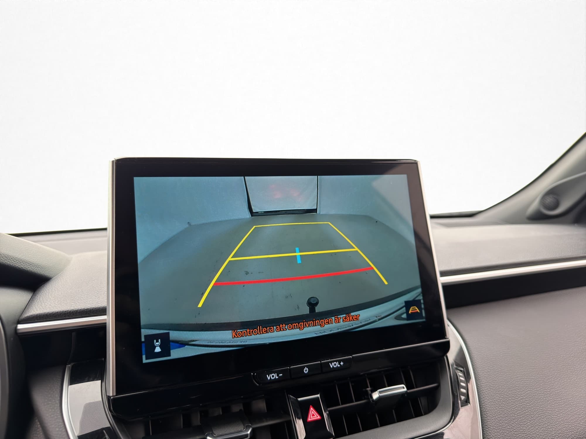 Toyota Corolla Cross Hybrid AWD-i Executive kamera JBL Drag
