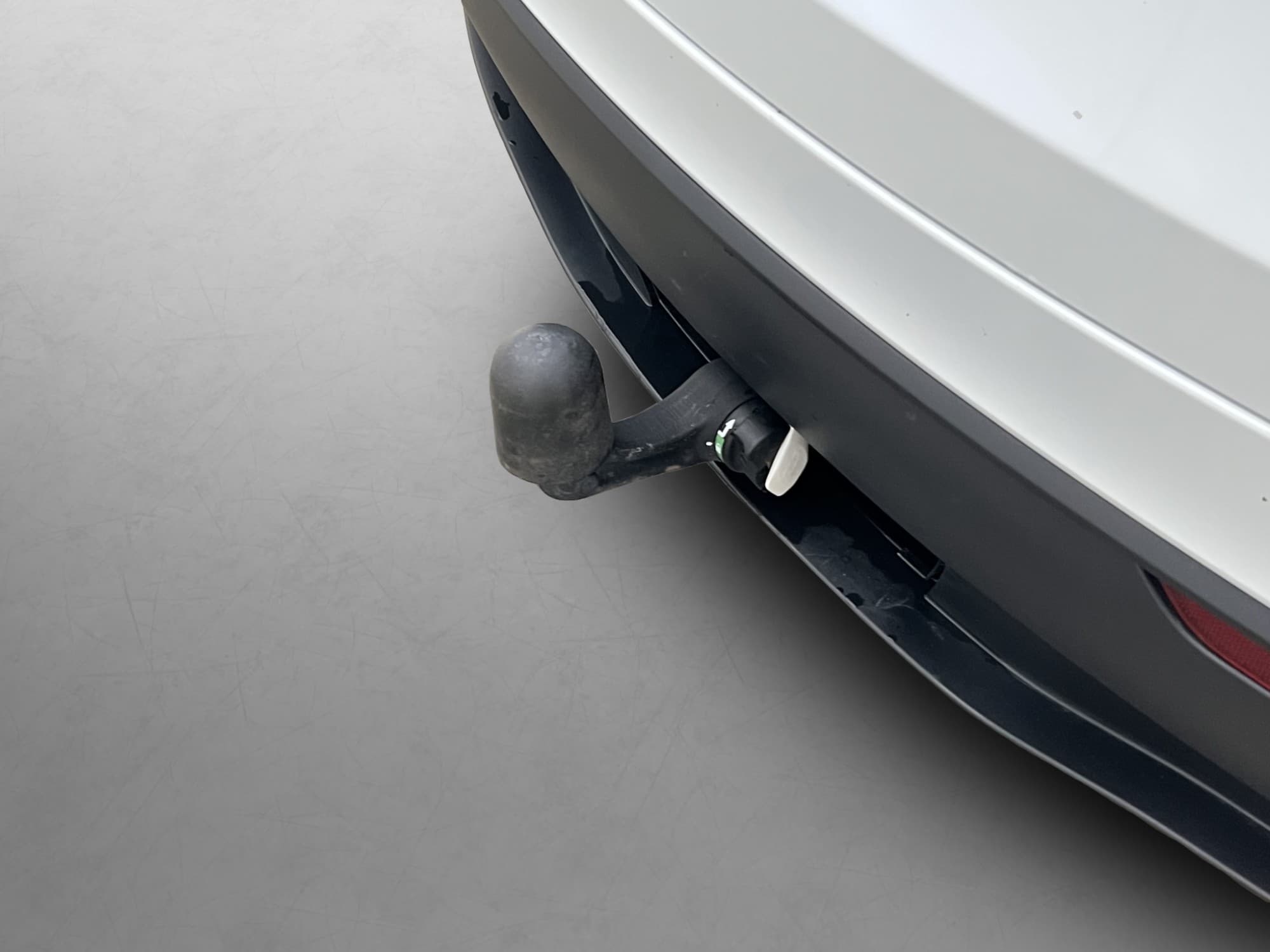 Tesla Model Y Long Range AWD Svensksåld Drag Panorama MOMS