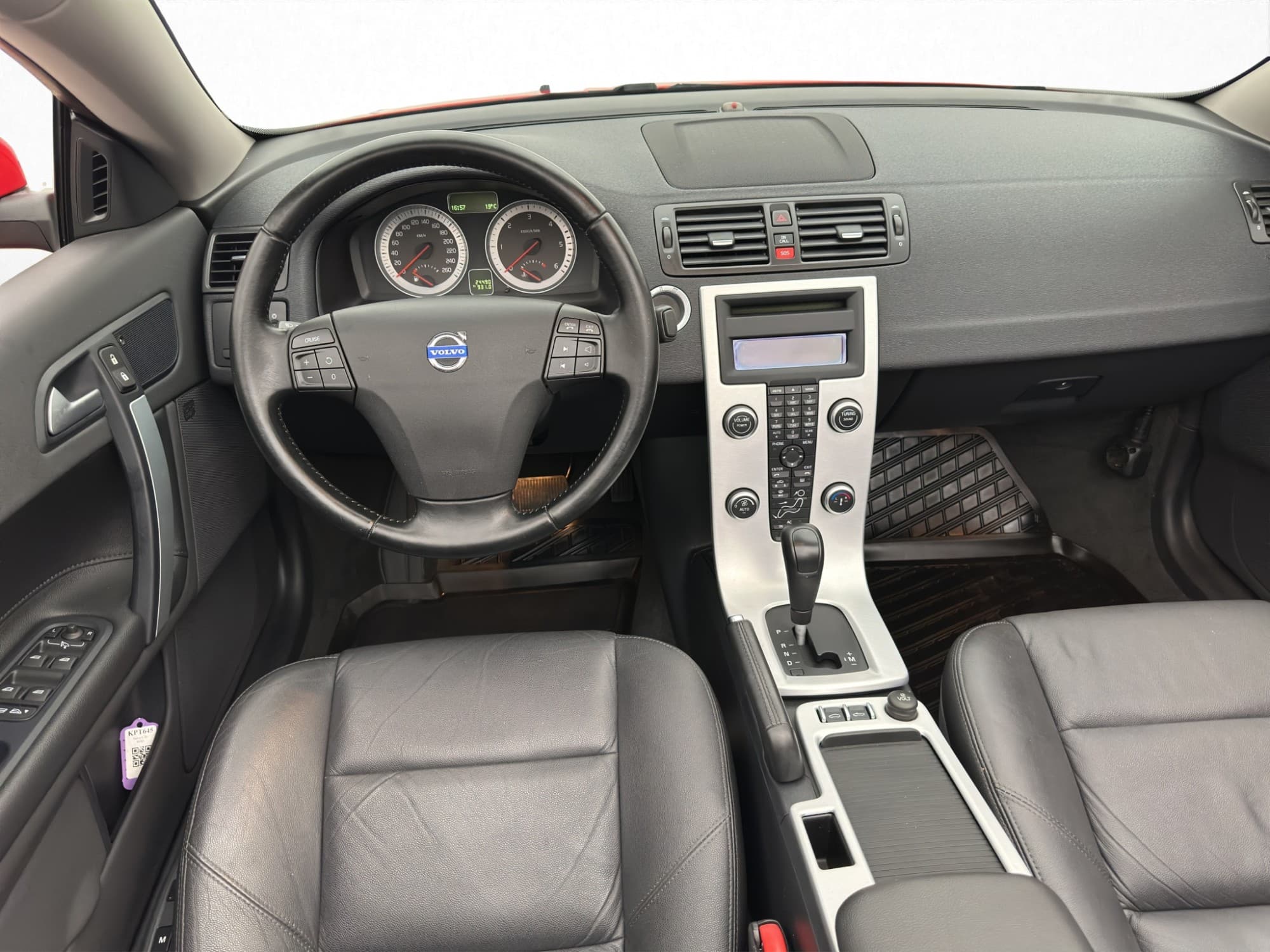 Volvo C70 Cabriolet D3 150hk Summum VOC Värmare P-Sensorer