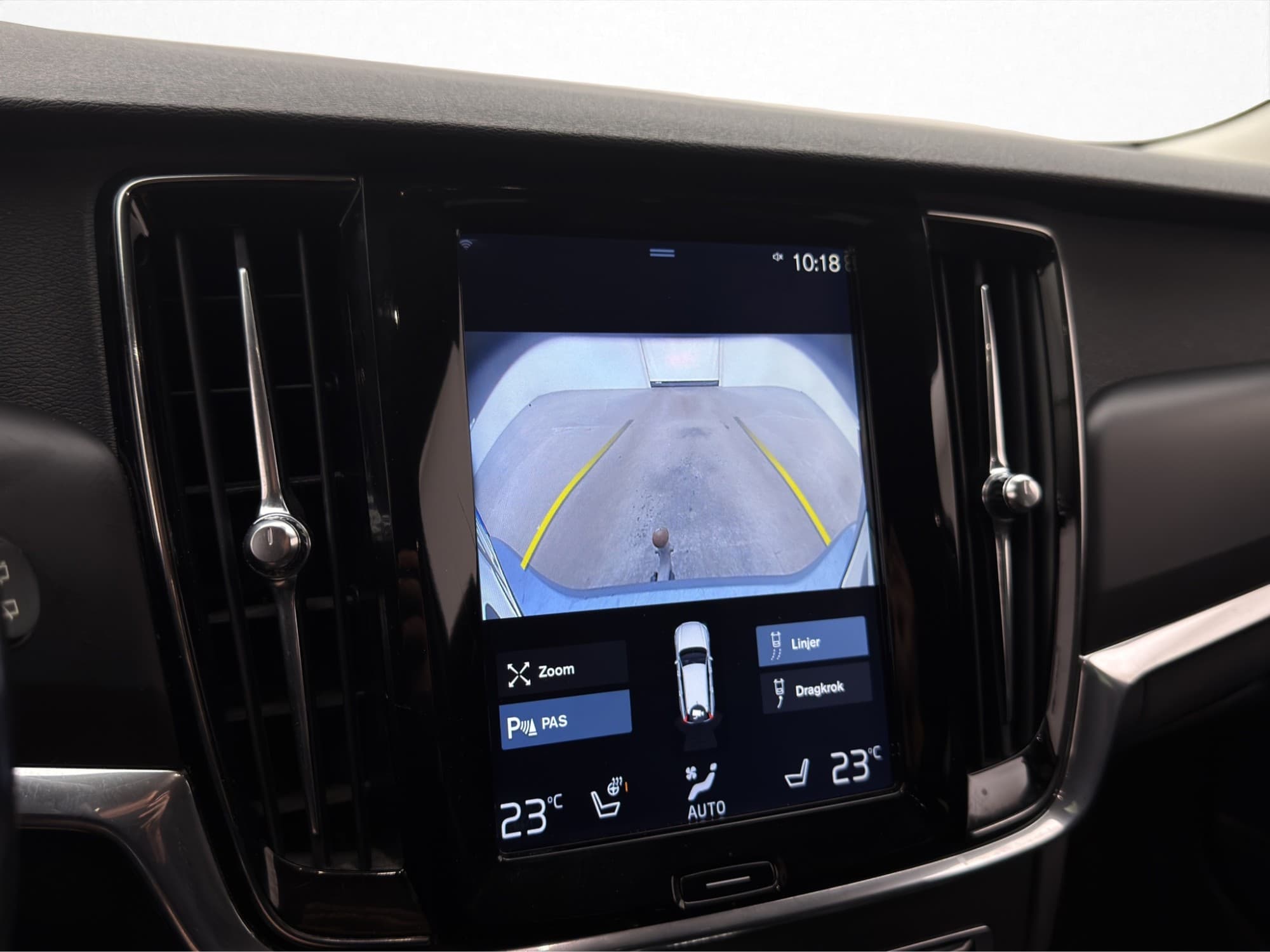 Volvo V90 D4 190hk AWD Värmare Kamera Adaptiv Drag