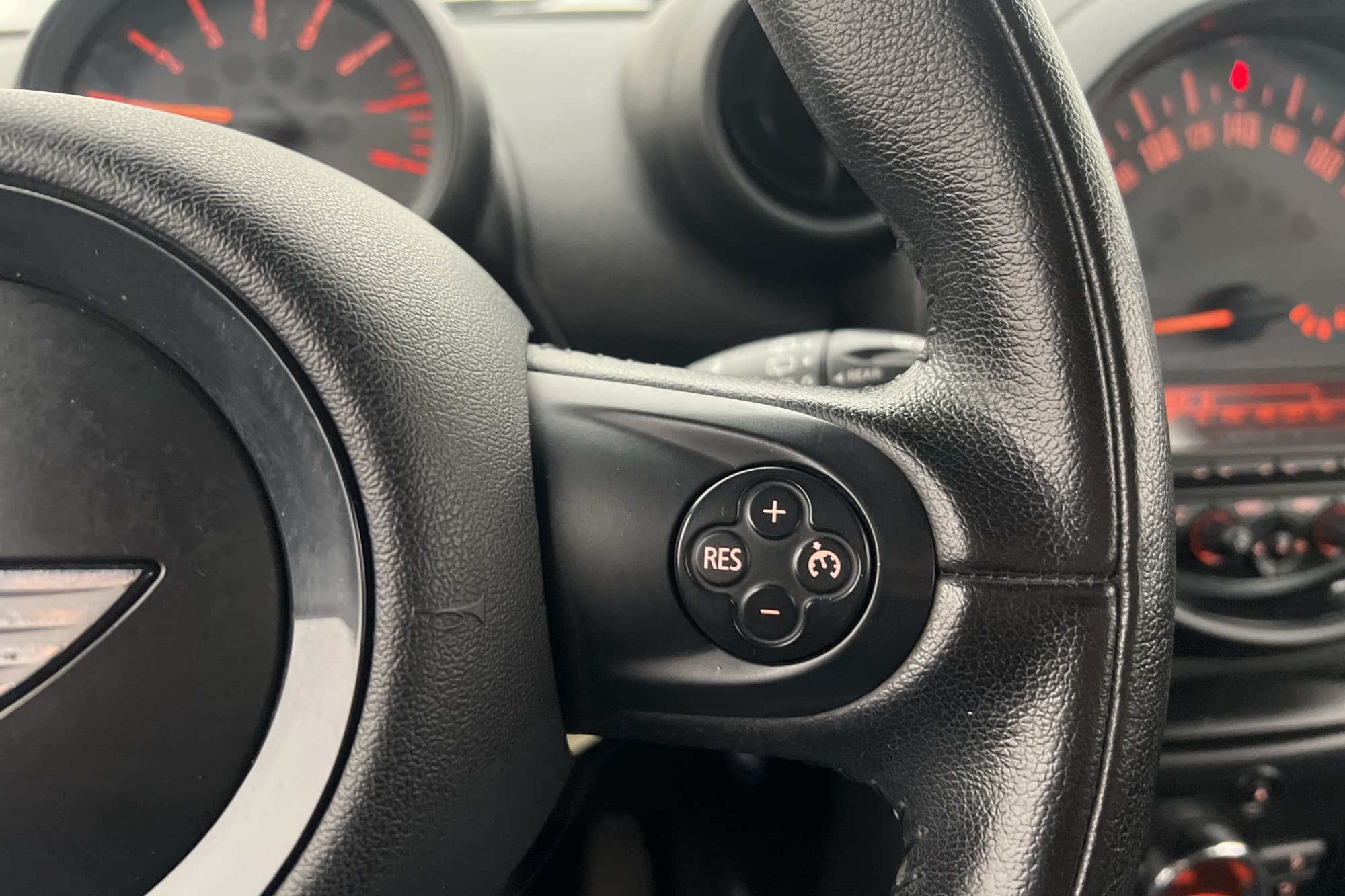 MINI Countryman 122hk M&K-Värmare Sensorer Halvskinn