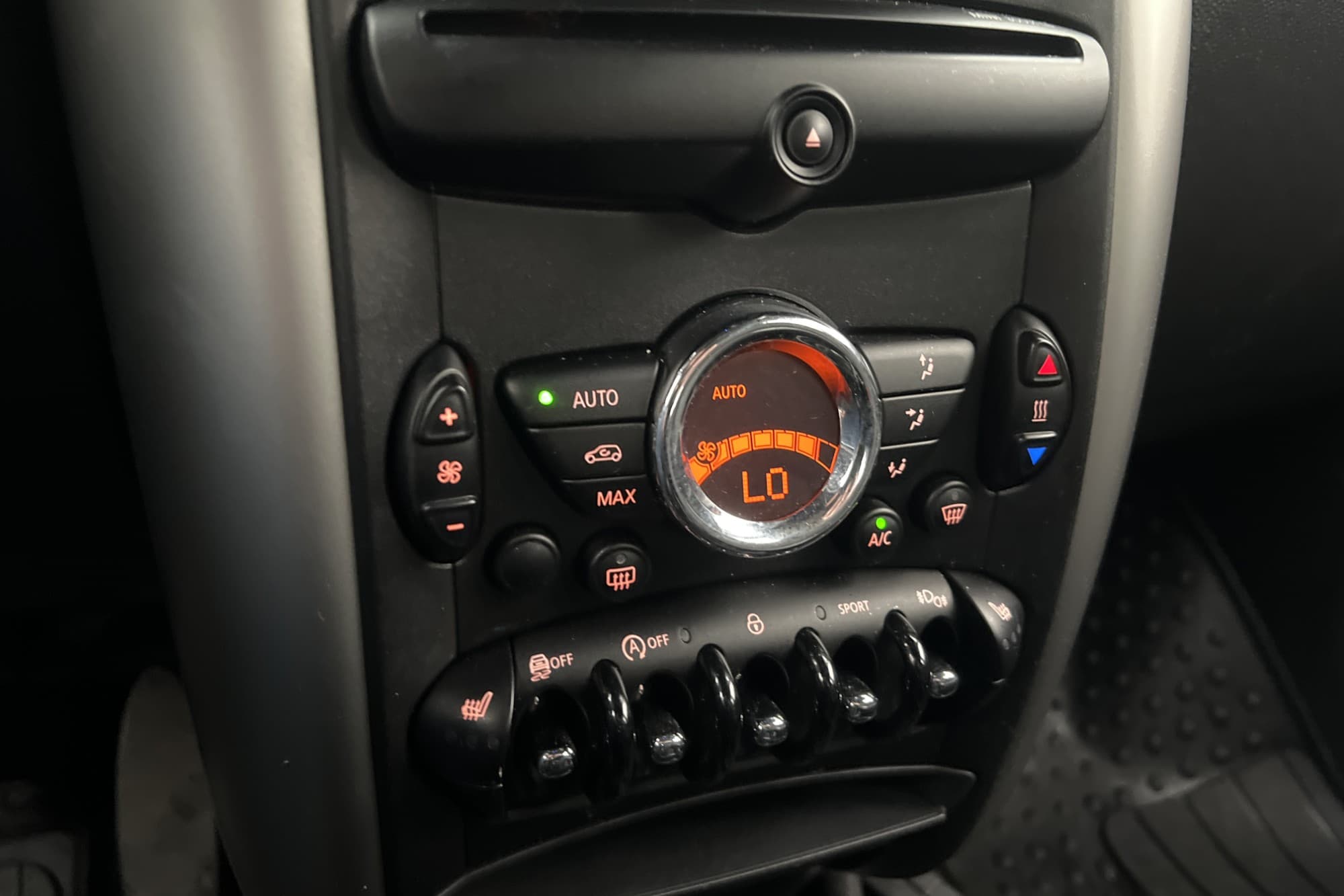 MINI Countryman 122hk M&K-Värmare Sensorer Halvskinn