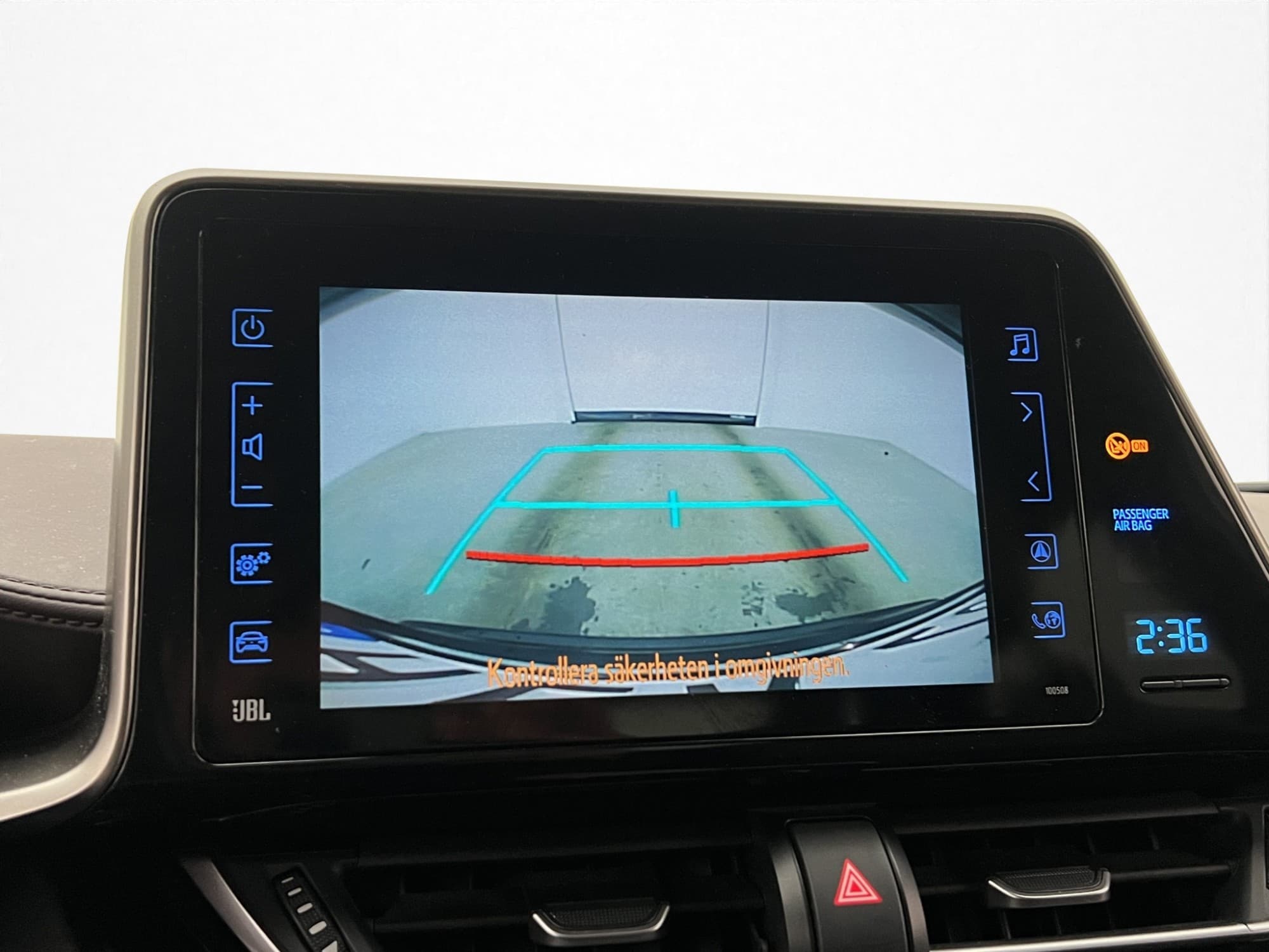 Toyota C-HR Hybrid Executive JBL Kamera Skinn Bluetooth
