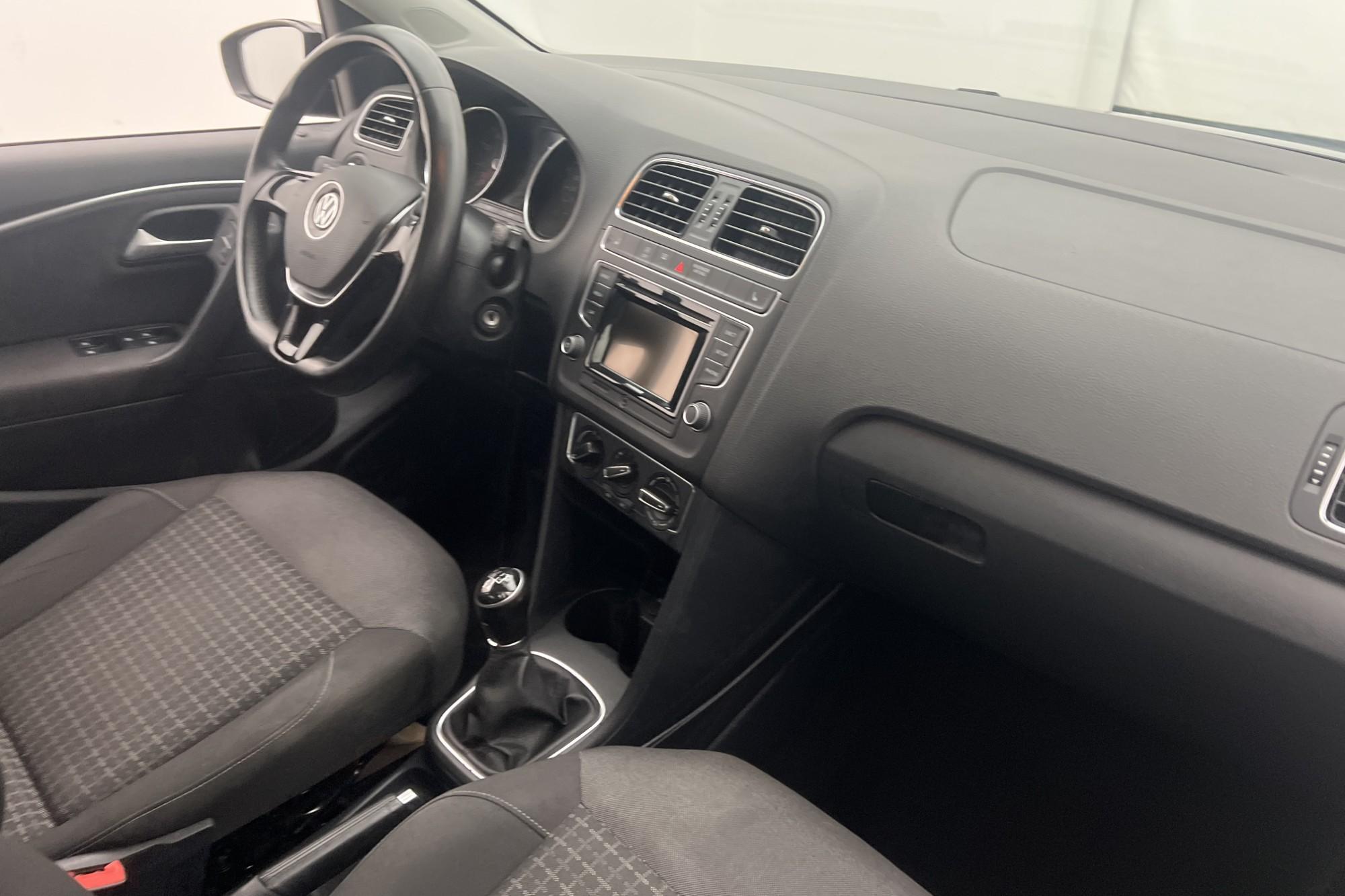 Volkswagen Polo 5-dörrar 1.2 TSI 90hk Bluetooth Låg-Skatt