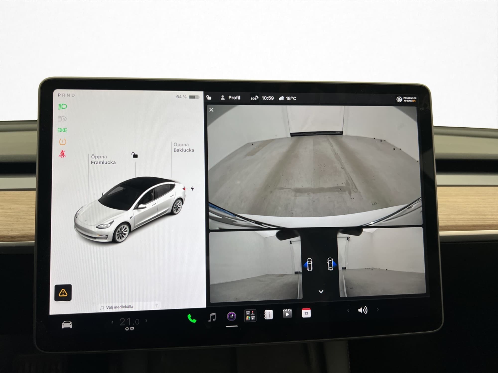 Tesla Model 3 Long Range AWD 498hk Pano Autopilot Skinn