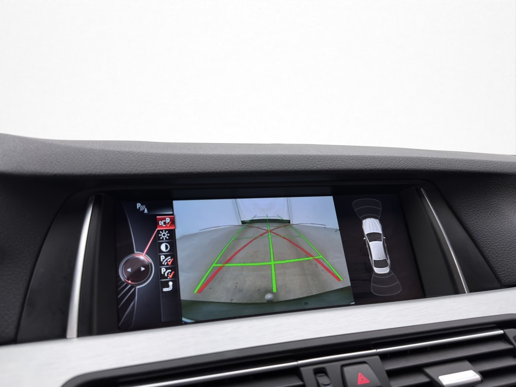 BMW 520 d xDrive 190hk B-Kamera Skinn Drag Navi