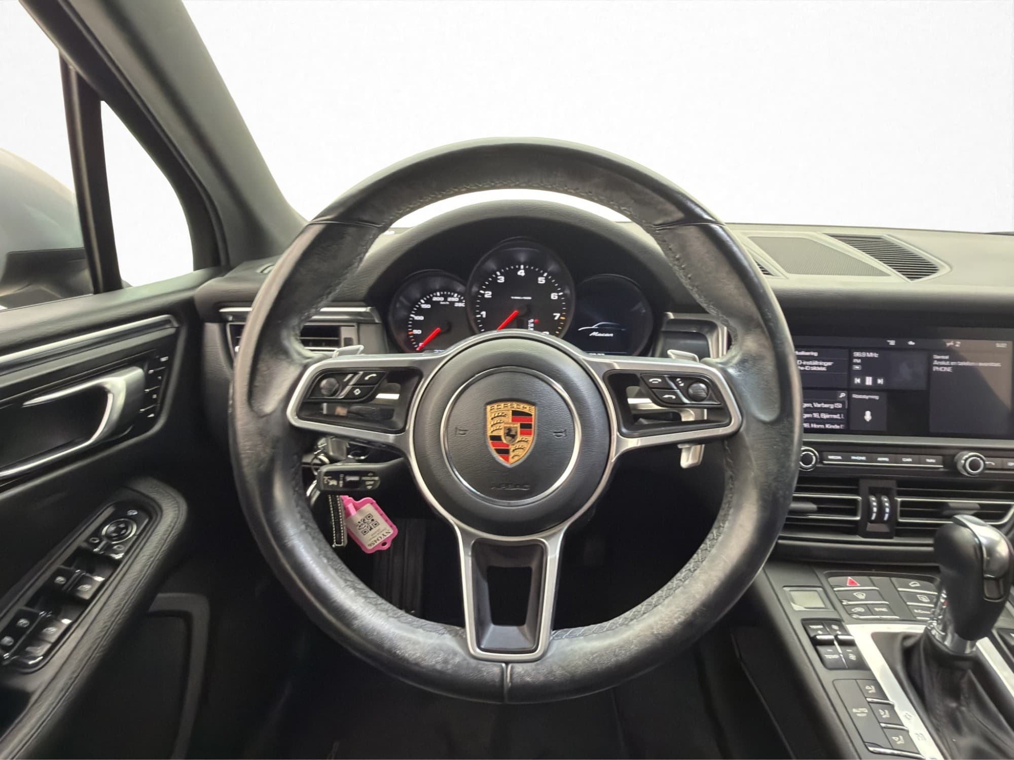 Porsche Macan PDK 245hk AWD BOSE Värmare Drag Läder Elstolar