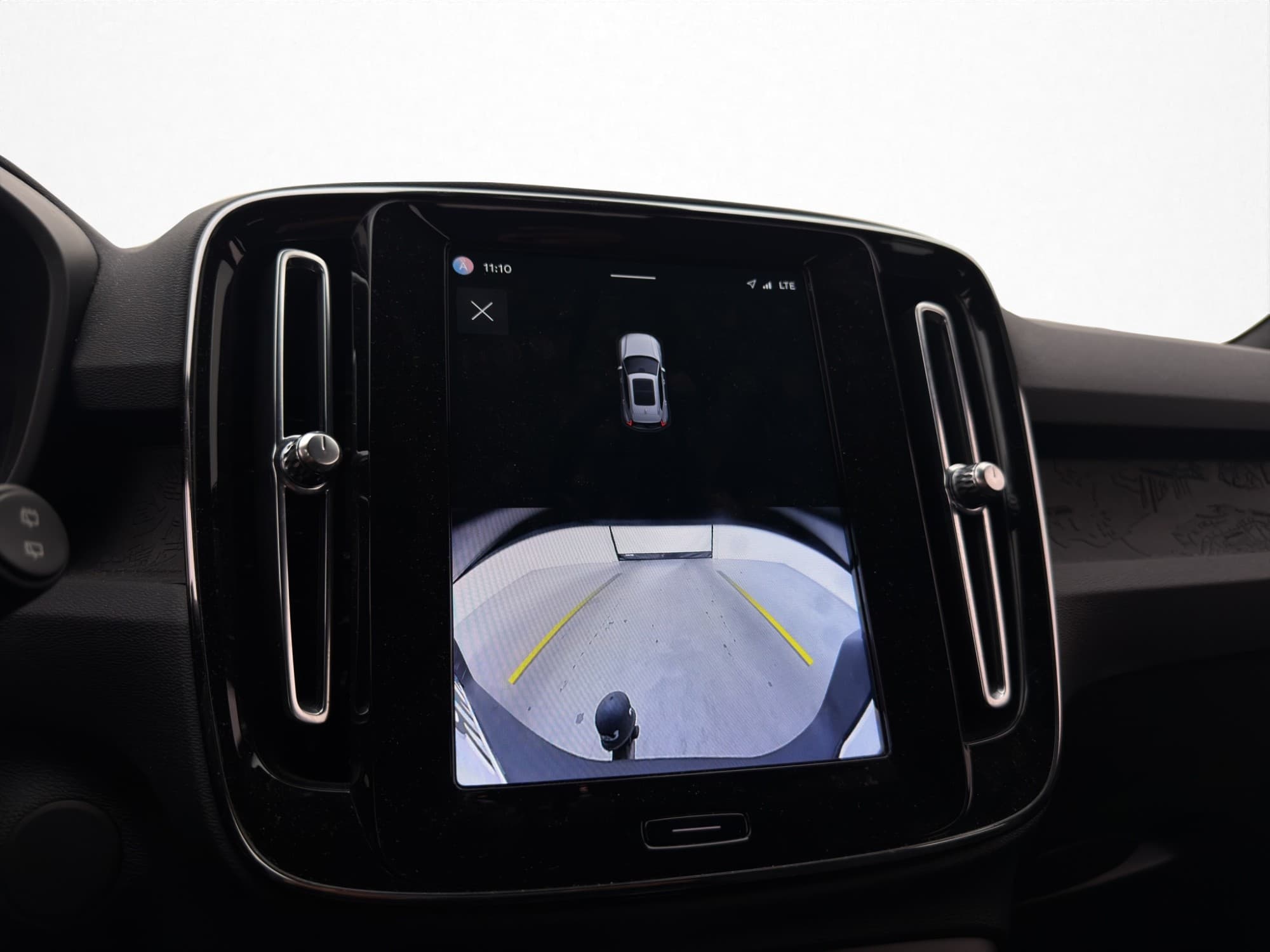 Volvo XC40 Recharge Extended Range Plus Värmare Drag Kamera