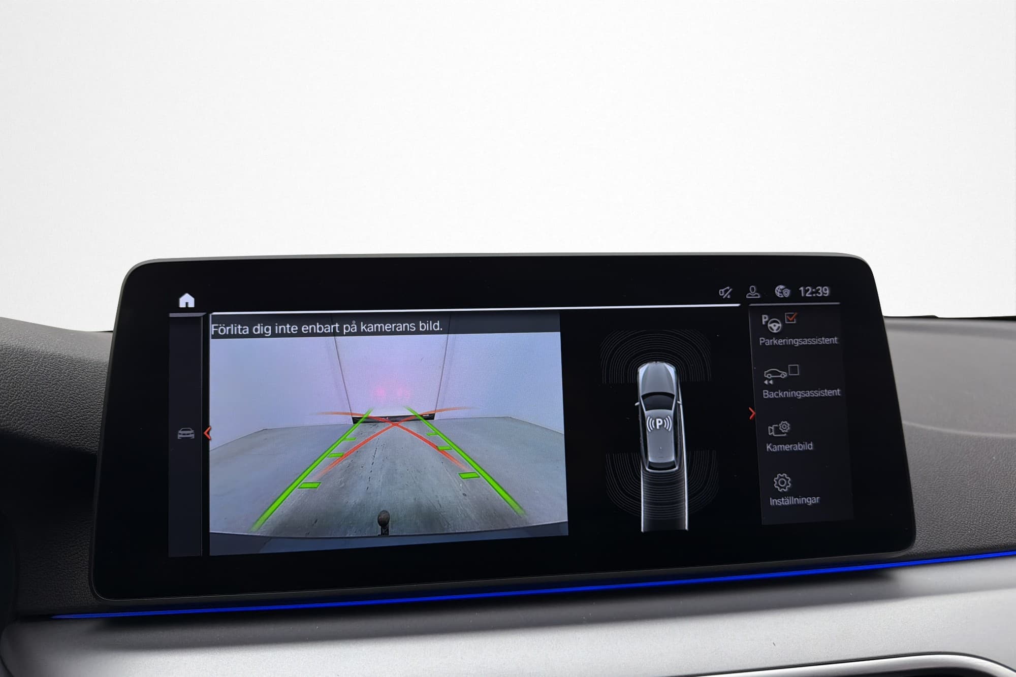 BMW 520 d 190hk xDrive Kamera Dragkrok Värmare CarPlay Navi