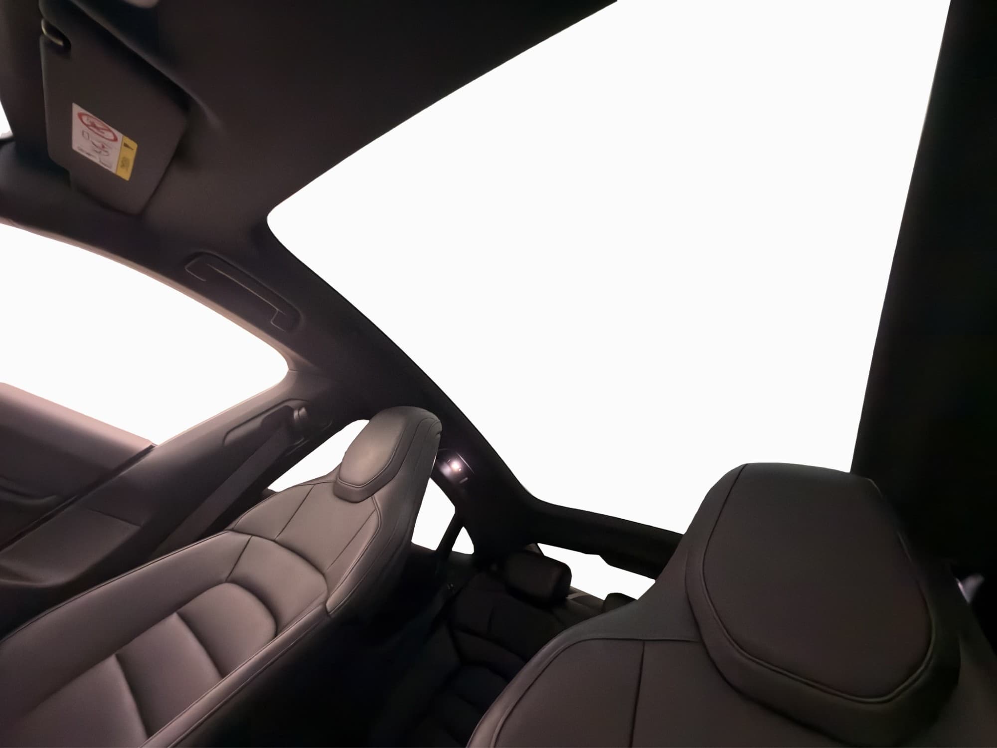 Porsche Taycan 4S DD AWD Pano Matrix Värmare Skinn Carplay