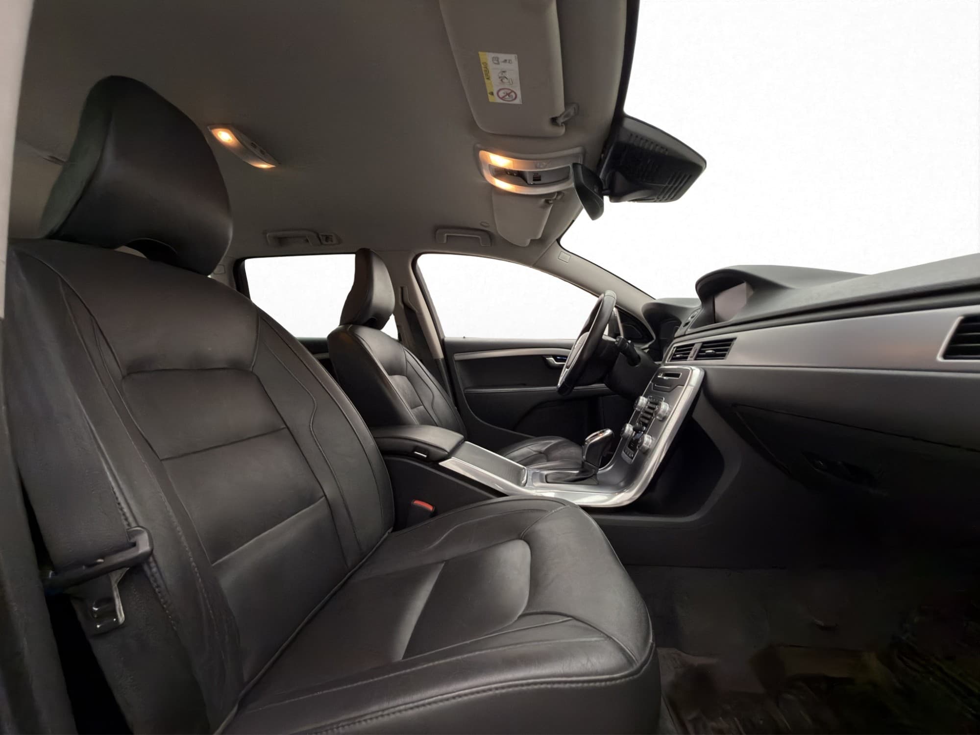 Volvo V70 D3 Summum Classic VOC Värmare Navi Skinn Elstol