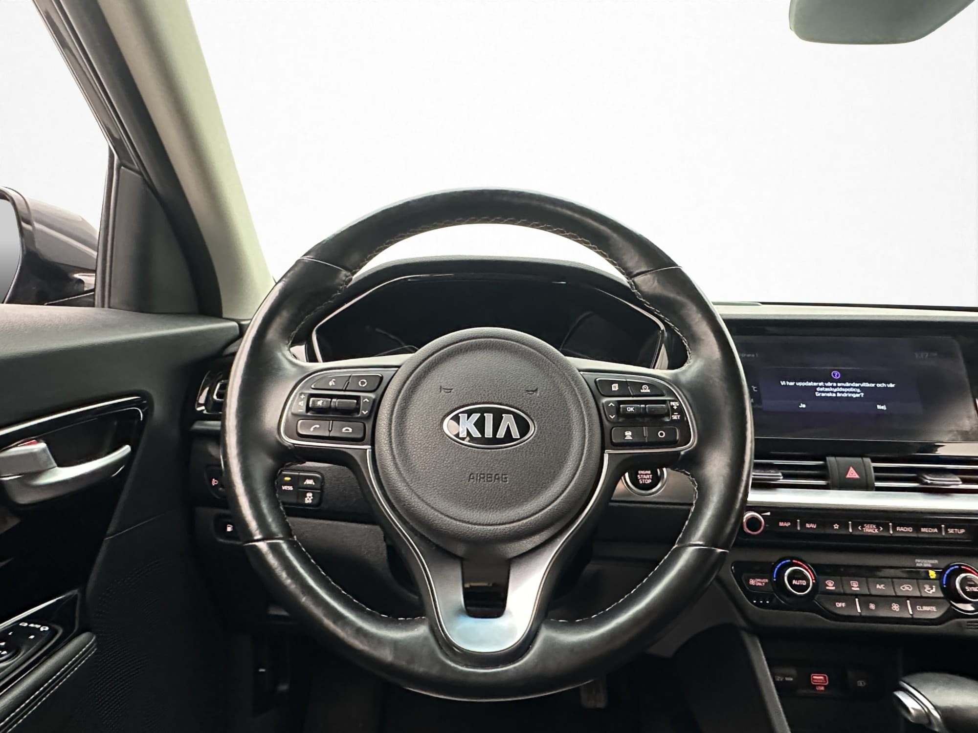 Kia Niro P-HEV 141hk Advance Plus 2 Kamera Skinn CarPlay