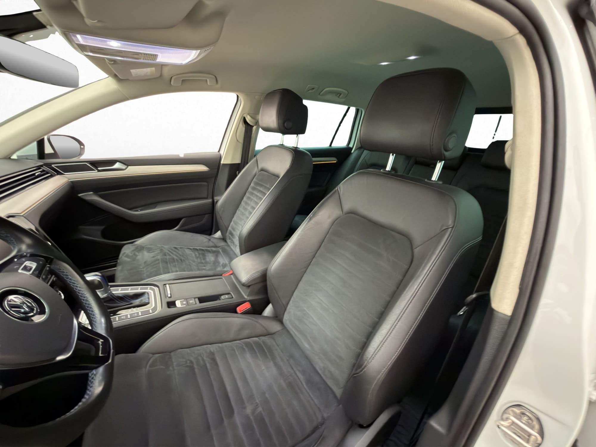 Volkswagen Passat GTE 1.4 TSI 218hk B-Kamera P-Värm Carplay