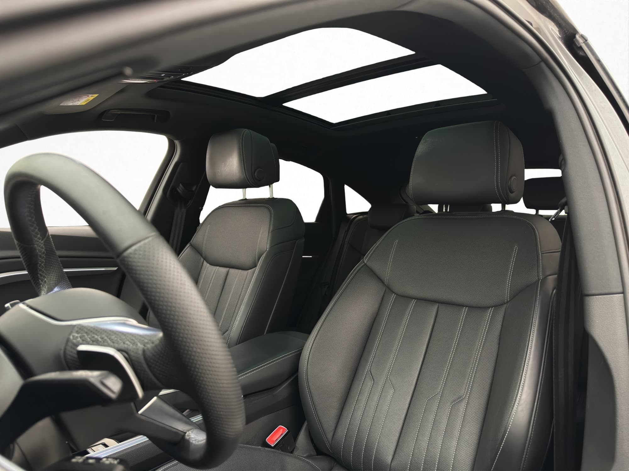 Audi Q8 Sportback 55 e-tron Q S-Line Pano B&O Luft Dragkrok