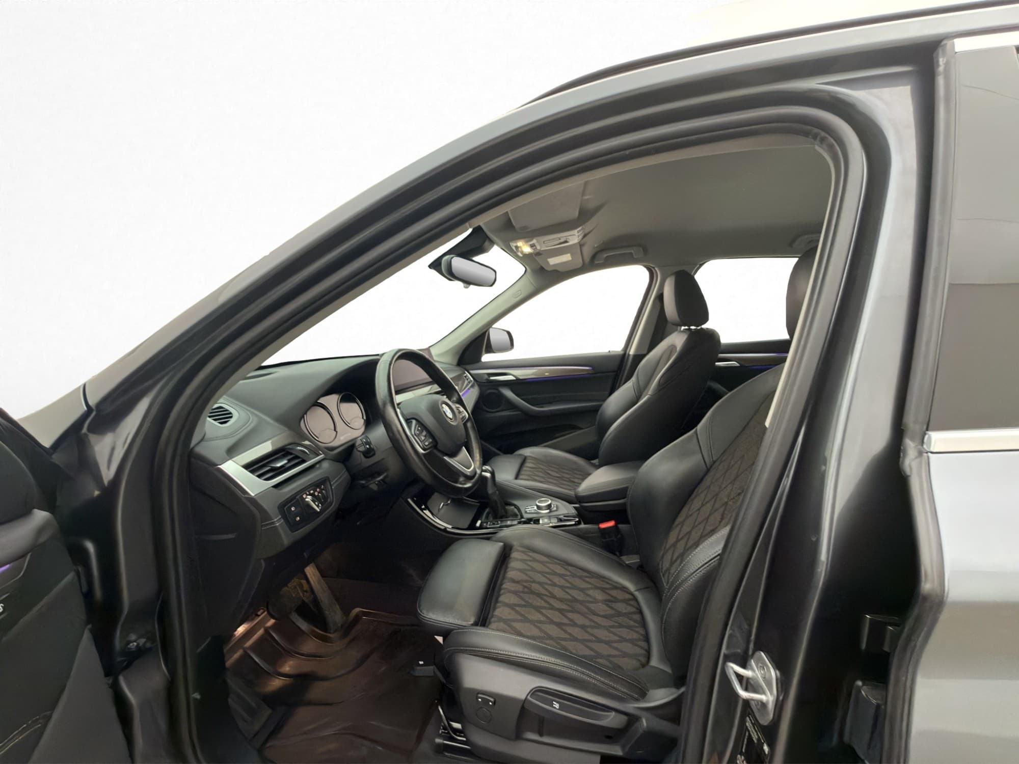 BMW X1 xDrive25e 220hk xLine Head-up Drag Läder GPS Rattvärm