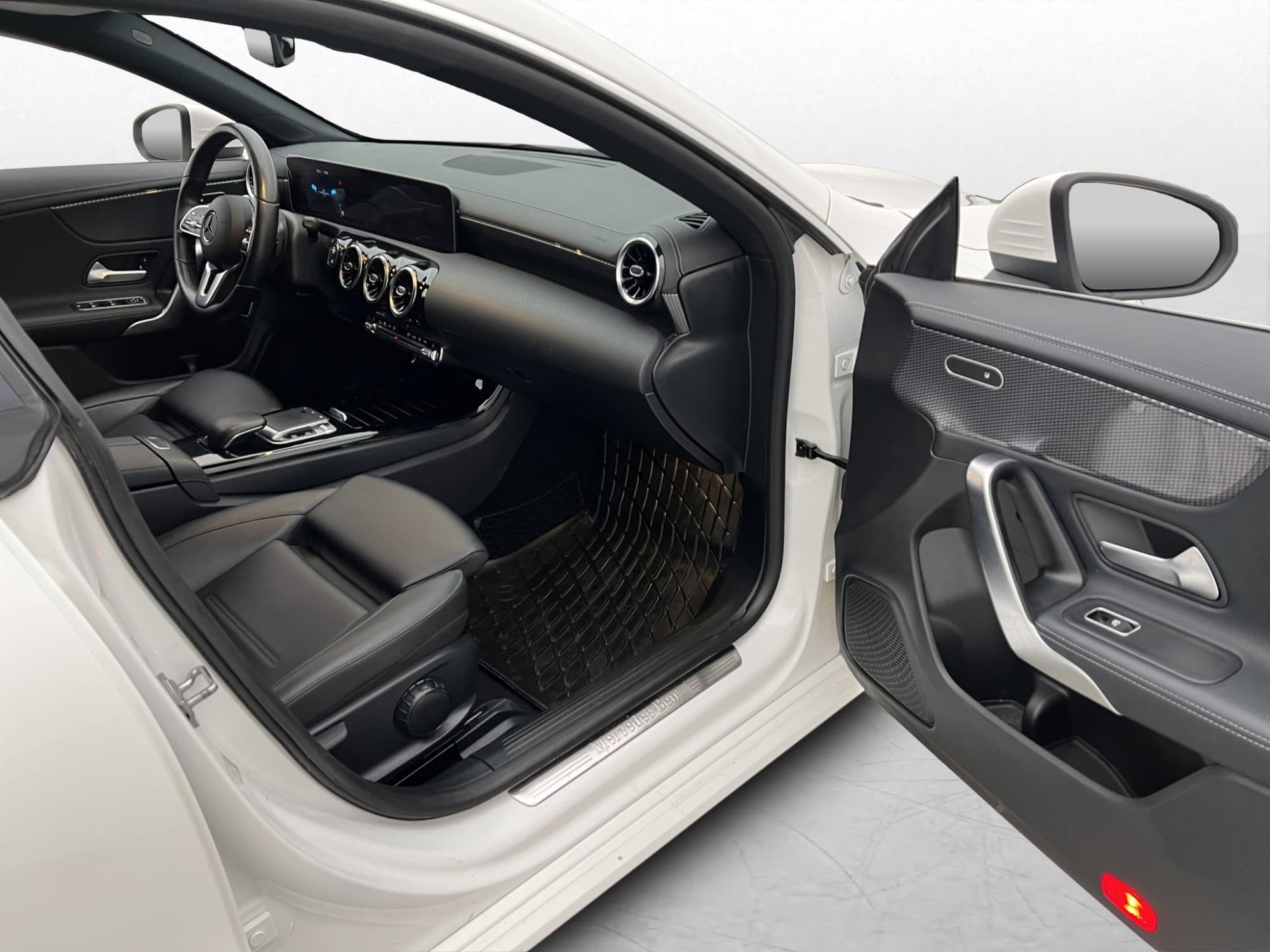 Mercedes-Benz CLA 200 d Progressive Drag Wide-Navi Kamera