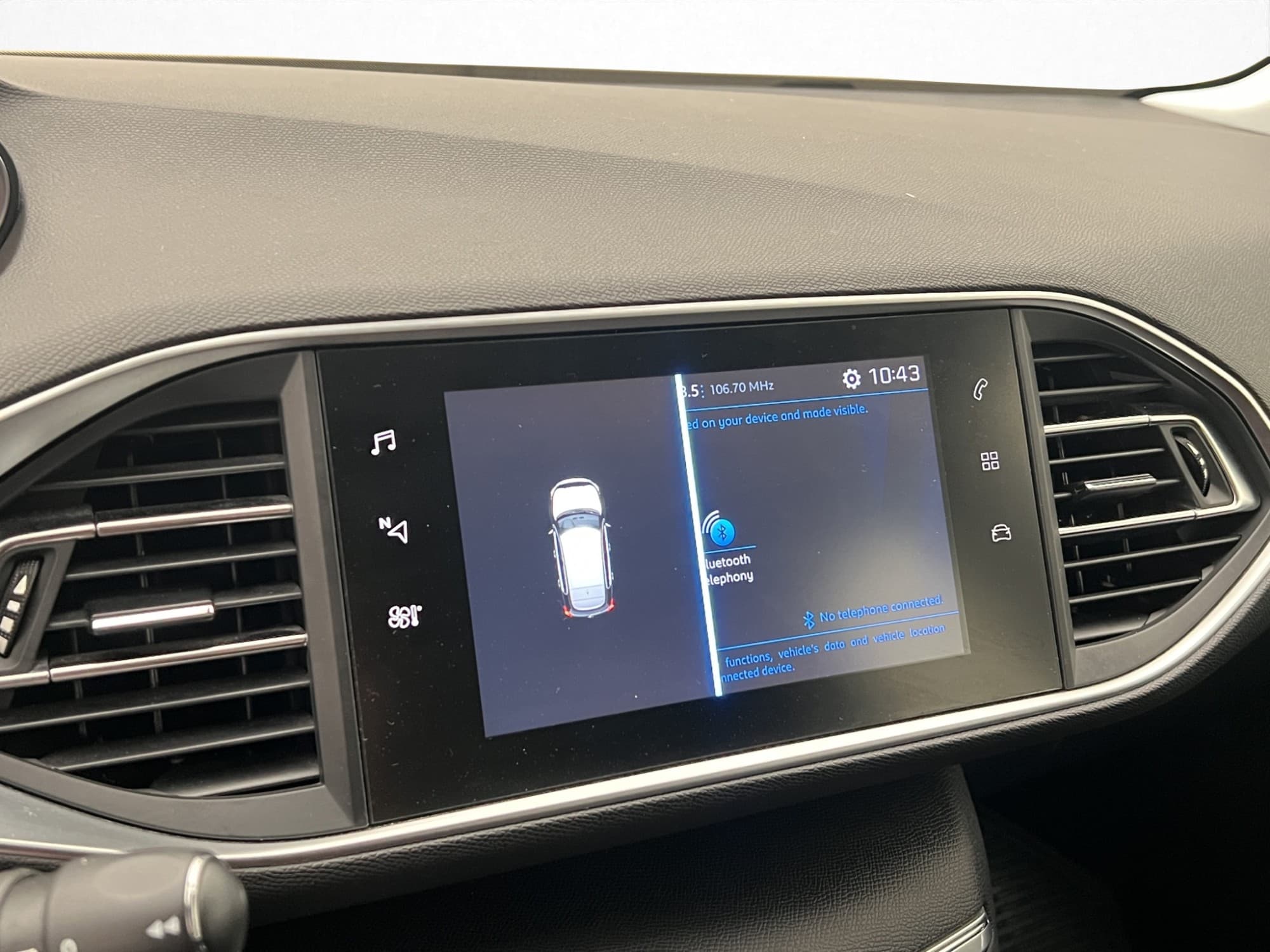 Peugeot 308 131hk Active M&K-Värmare P-Sensorer Farthållare
