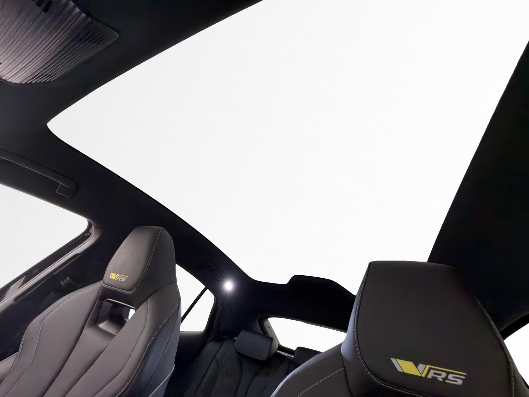 Skoda Enyaq Coupé RS Dragkrok Pano HUD Canton Crystal Face
