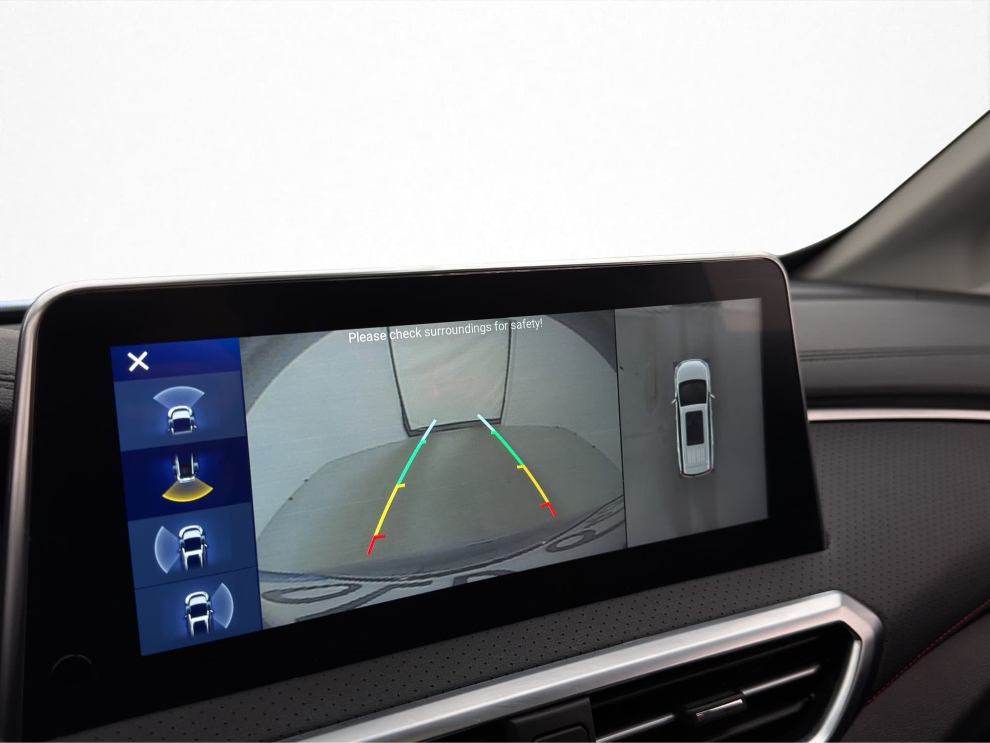 Maxus Euniq 5 70 kWh 177hk 7 Sits Pano 360° Adapt CarPlay