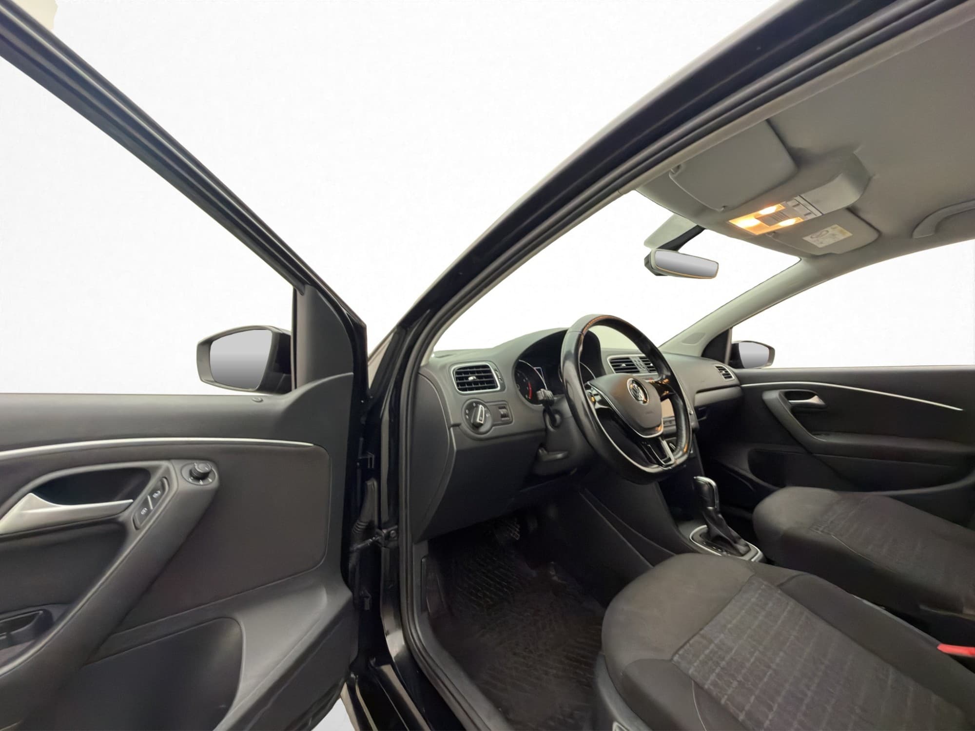 Volkswagen Polo 1.2 TSI 90hk Sensorer Bluetooth Två-Brukare