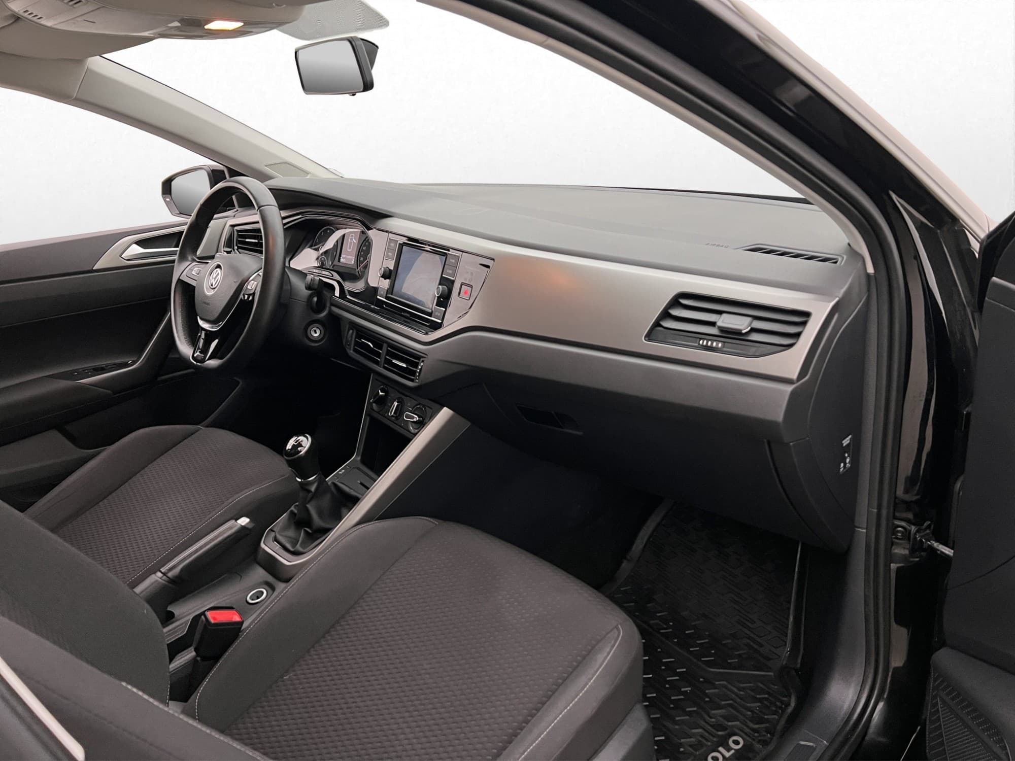 Volkswagen Polo 5-dörrar 1.0 TSI 95hk Farthållare Nyservad