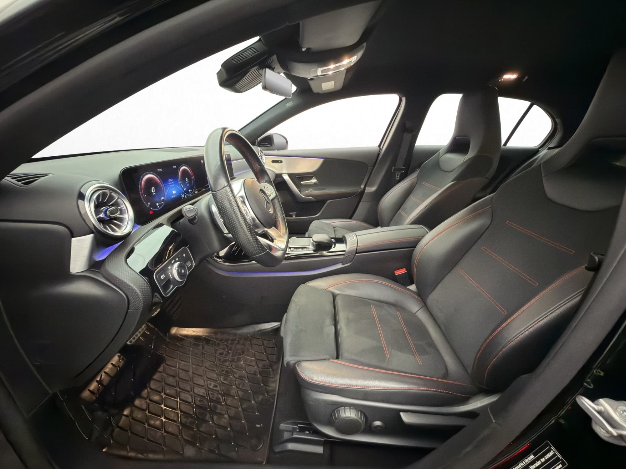 Mercedes-Benz A 250 e 218hk AMG Widescreen Kamera Midline