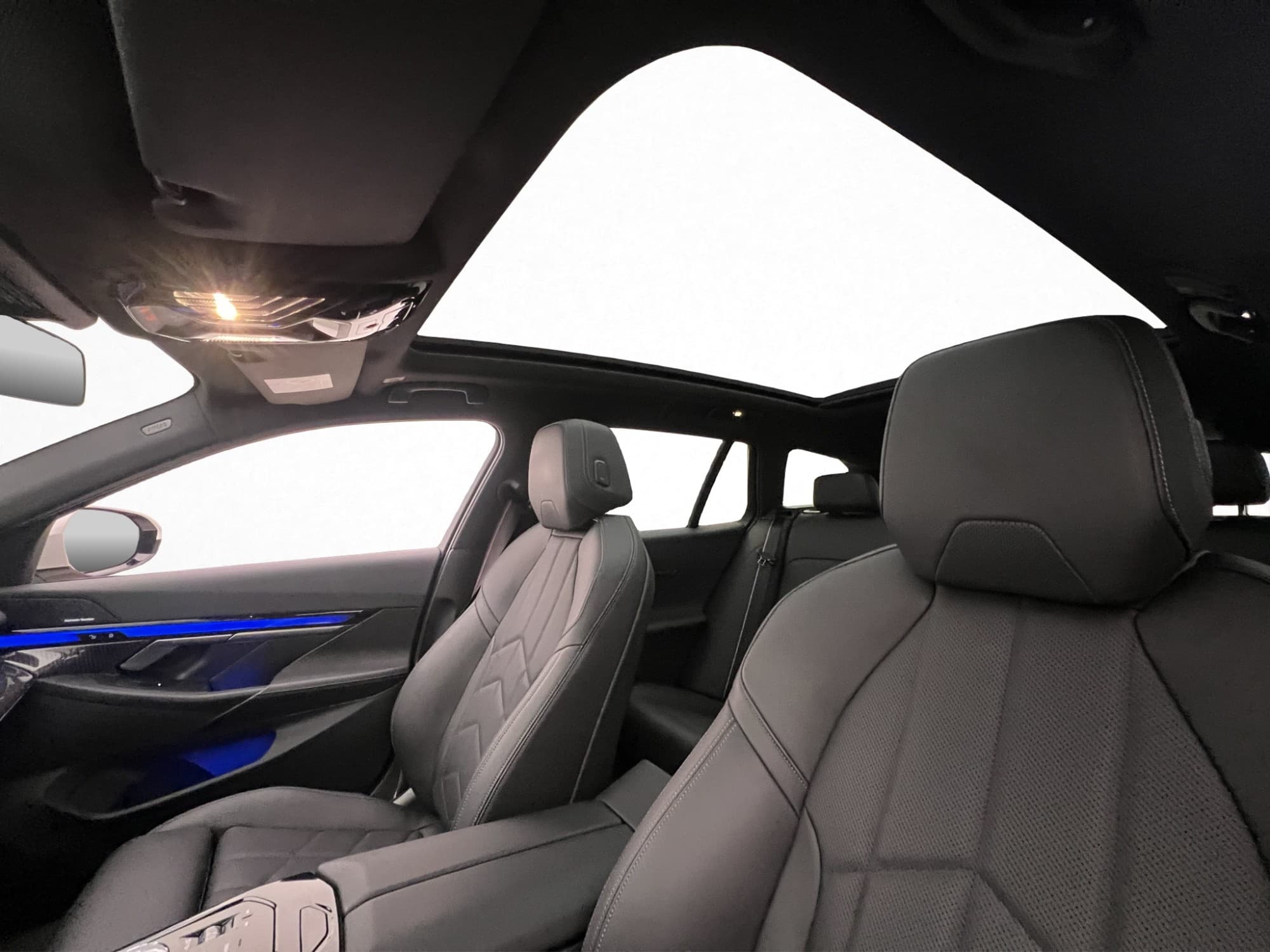 BMW i5 eDrive40 M Sport Panorama Skinn 360° H/K Ambient Drag