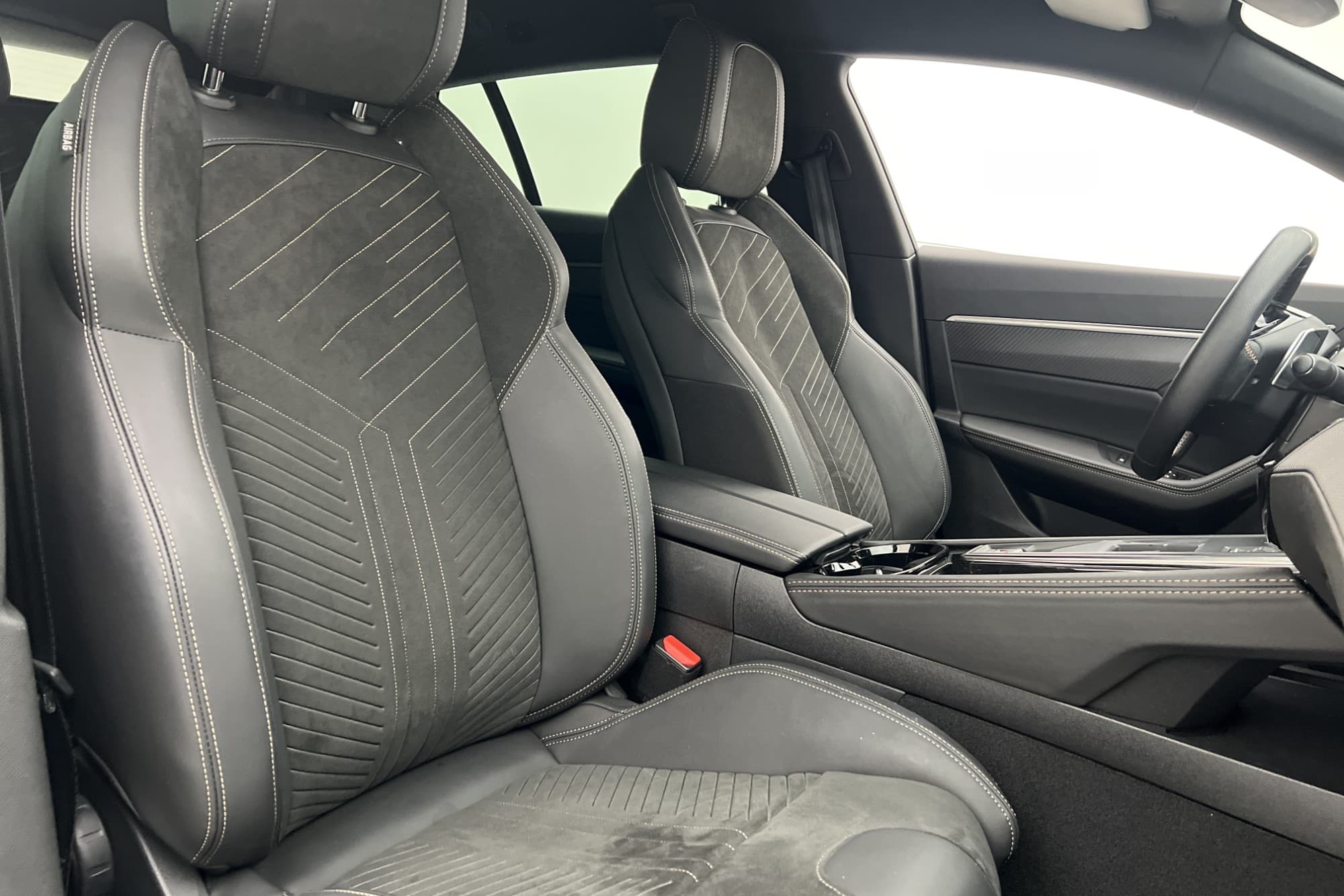 Peugeot 508 SW 1.2 GT Cockpit B-Kamera Drag 1 Brukare Navi