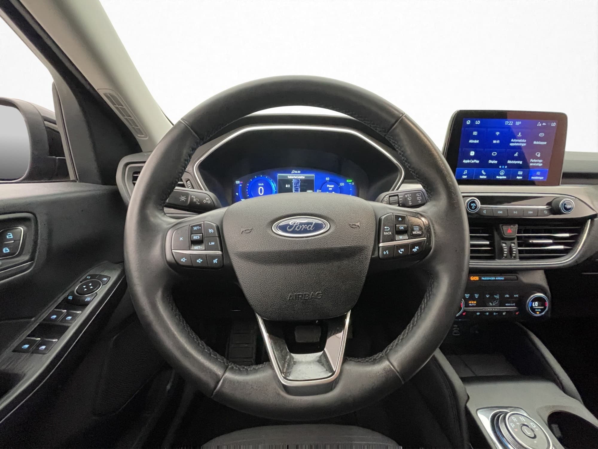 Ford Kuga Plug-In Hybrid 225hk Titanium Cockpit Kamera Navi