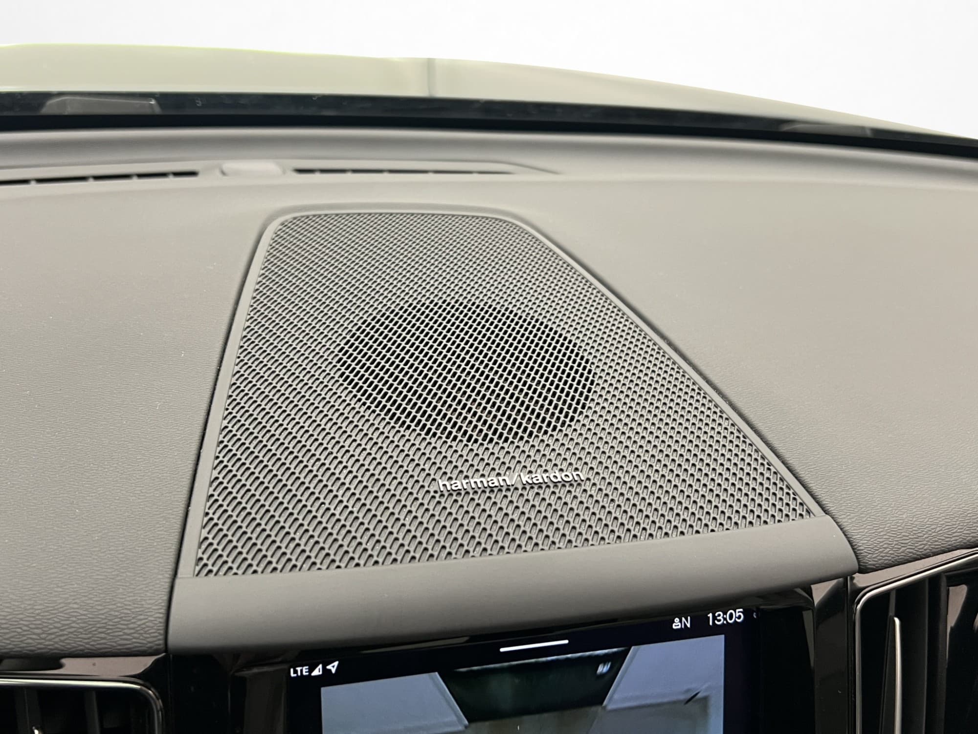 Volvo XC60 Recharge T6 Core Bright Värmare Drag Pano MOMS