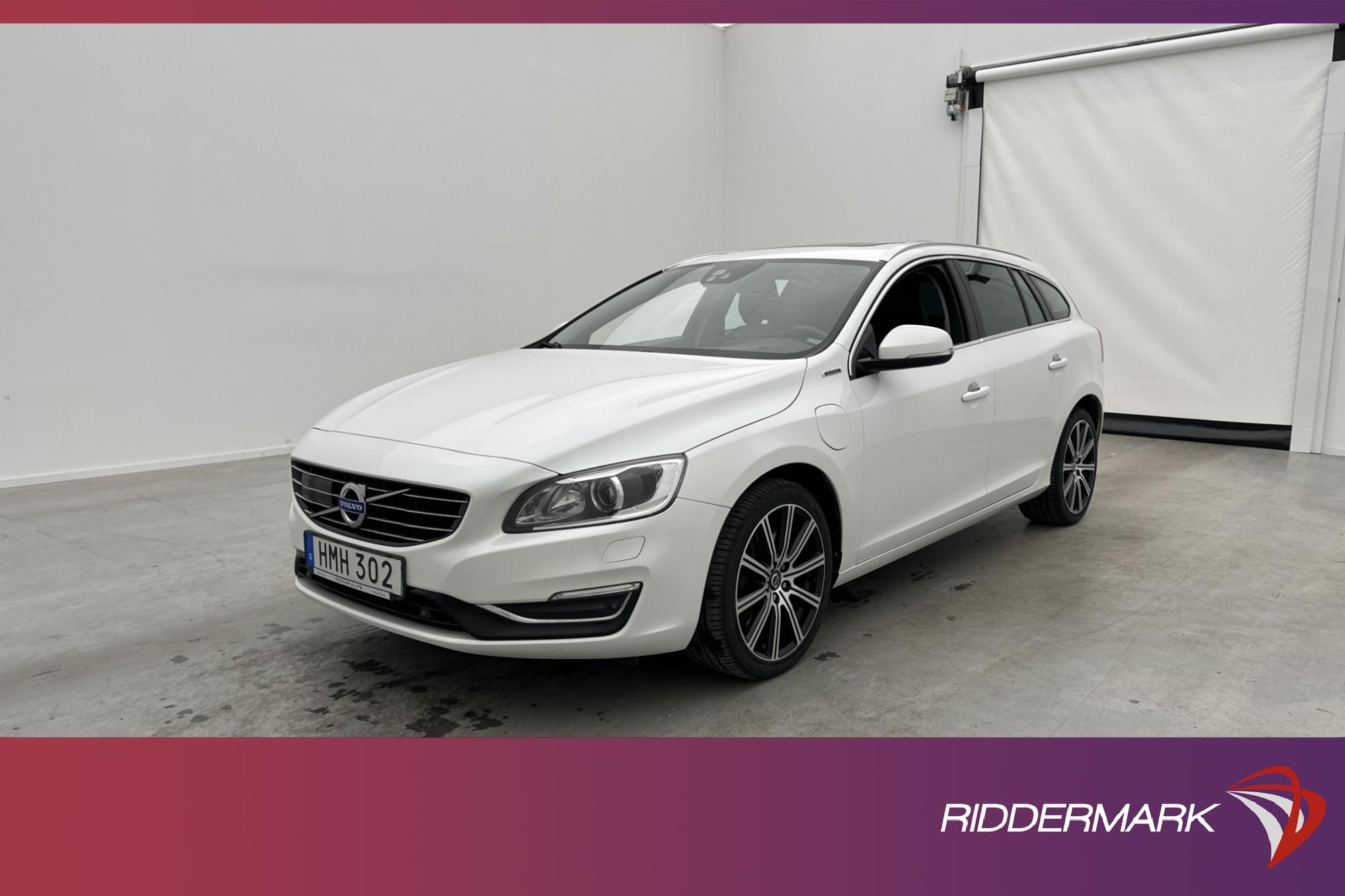 Volvo V60 D6 Plug-In AWD Summum VOC Värm Taklucka Skinn Drag