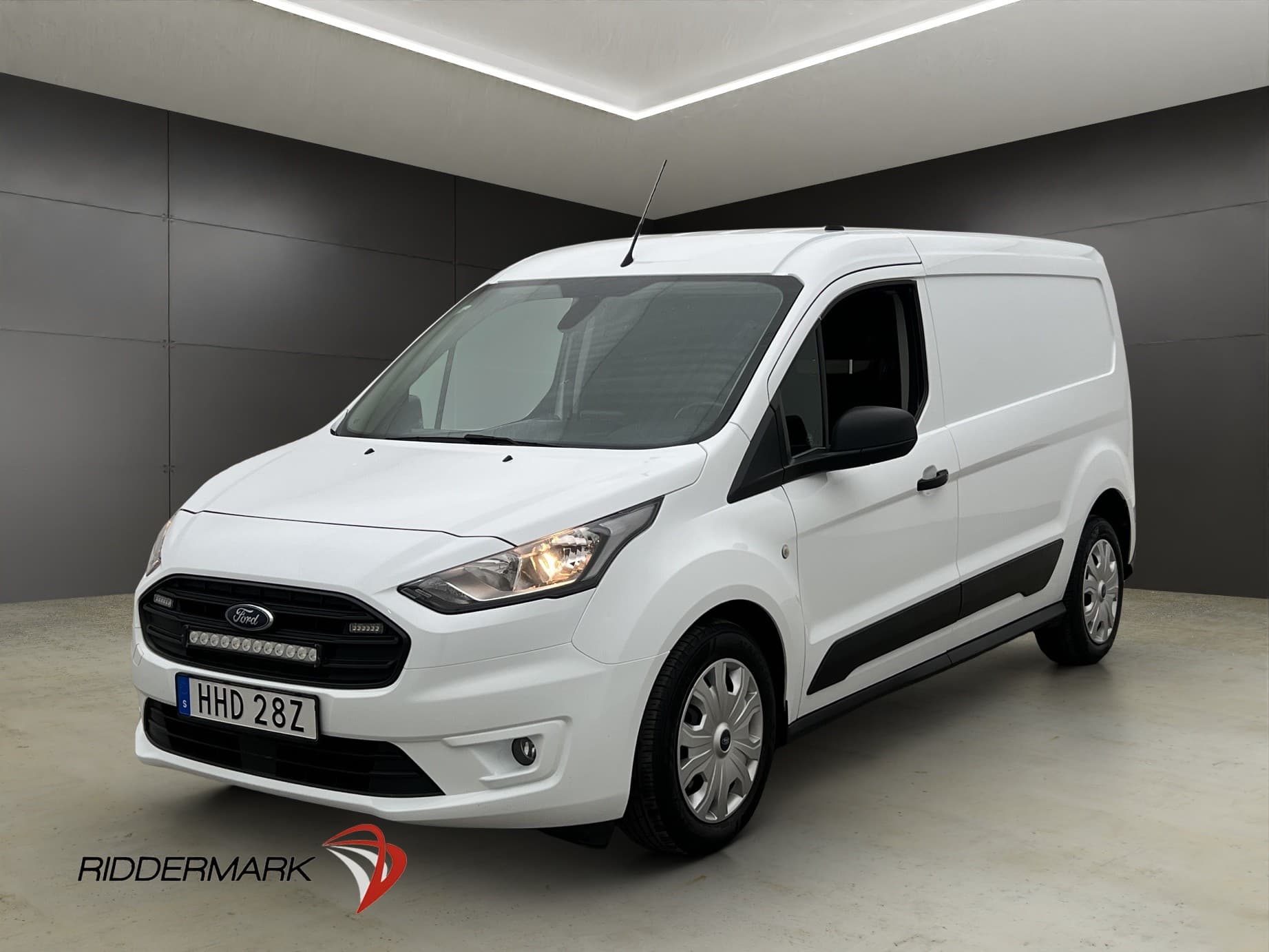 Ford Transit Connect LWB Värmare Drag B-Kamera CARPLAY MOMS