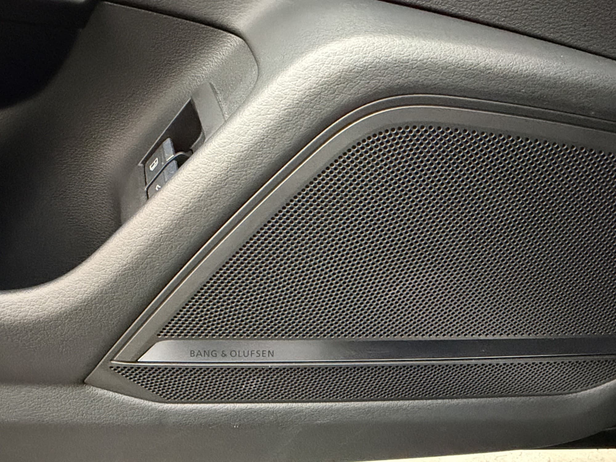 Audi A6 55 TFSI e Q 367hk S-Line Cockpit B&O Drag Matrix