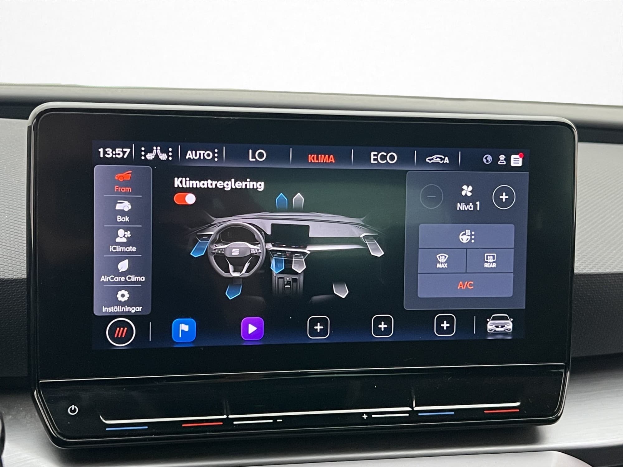 SEAT Leon e-Hybrid 204hk FR Drag Cockpit Rattvärme Keyless