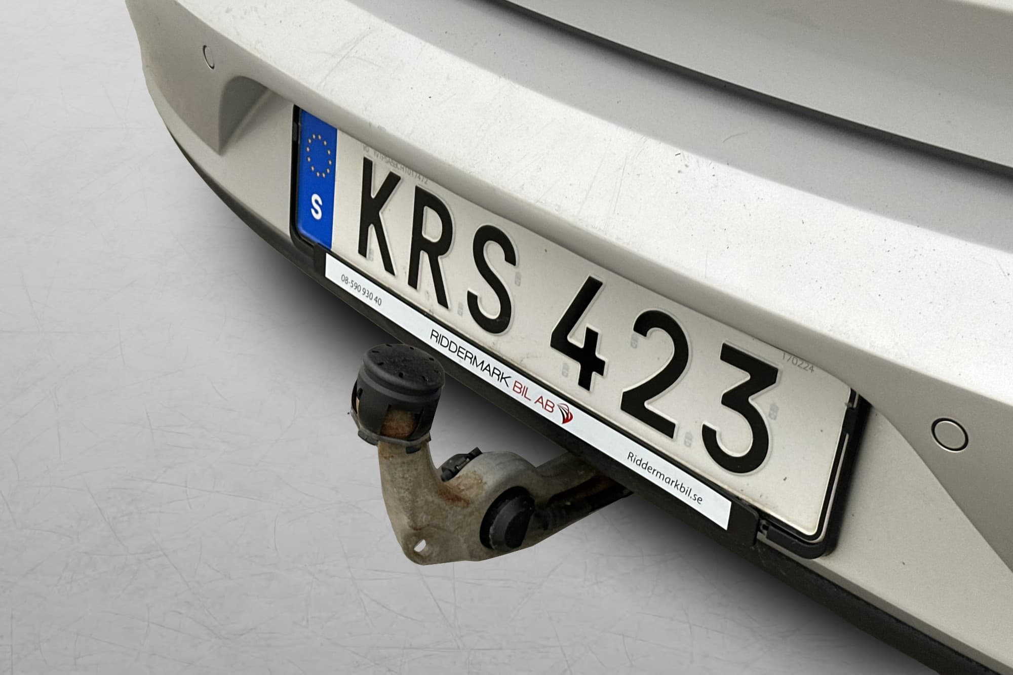 Volvo S90 D4 AWD Momentum VOC 360° Värmare HalvSkinn Drag