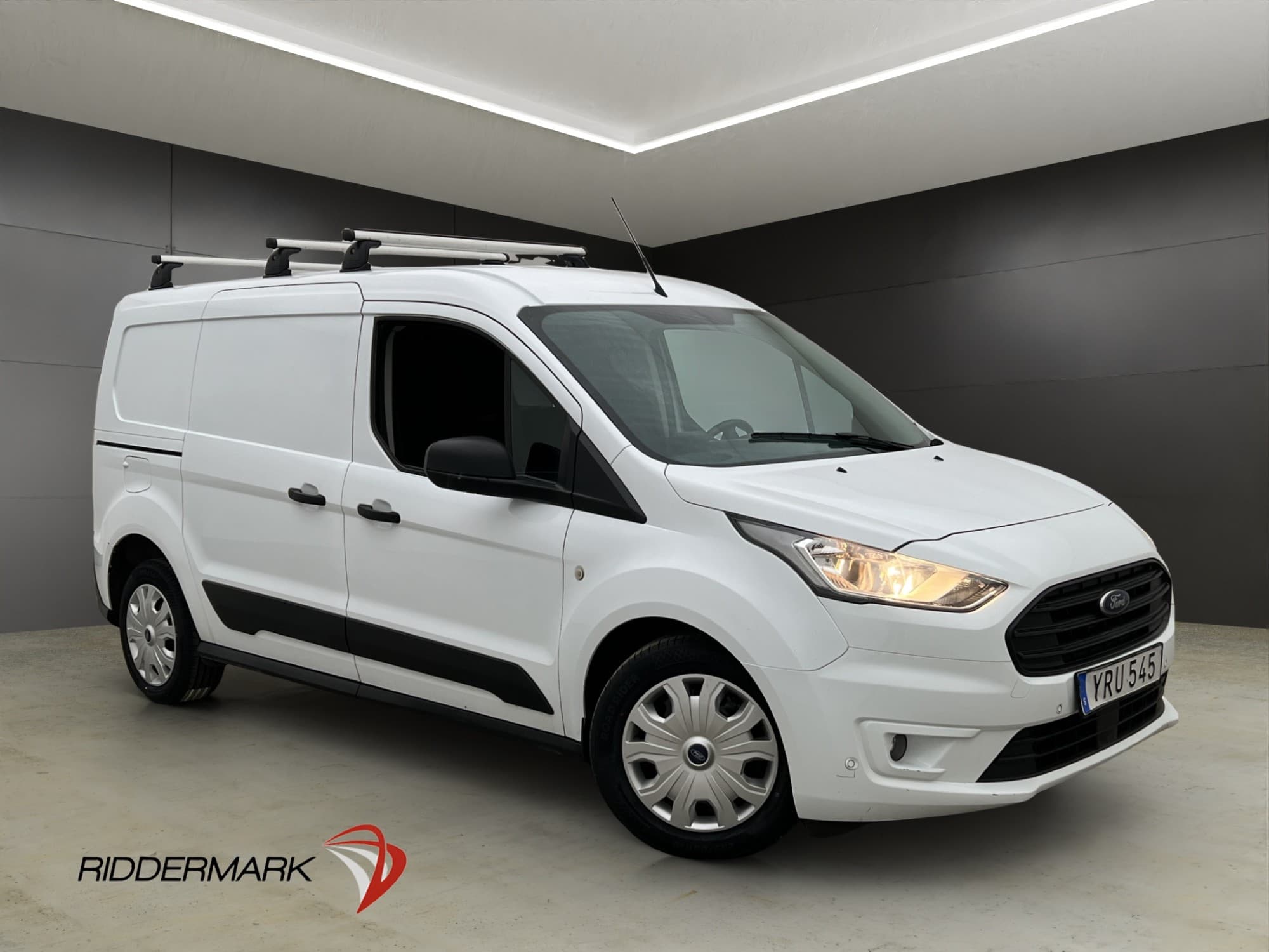 Ford Transit Connect LWB Värmare Drag Kamera CARPLAY 1-Bruk