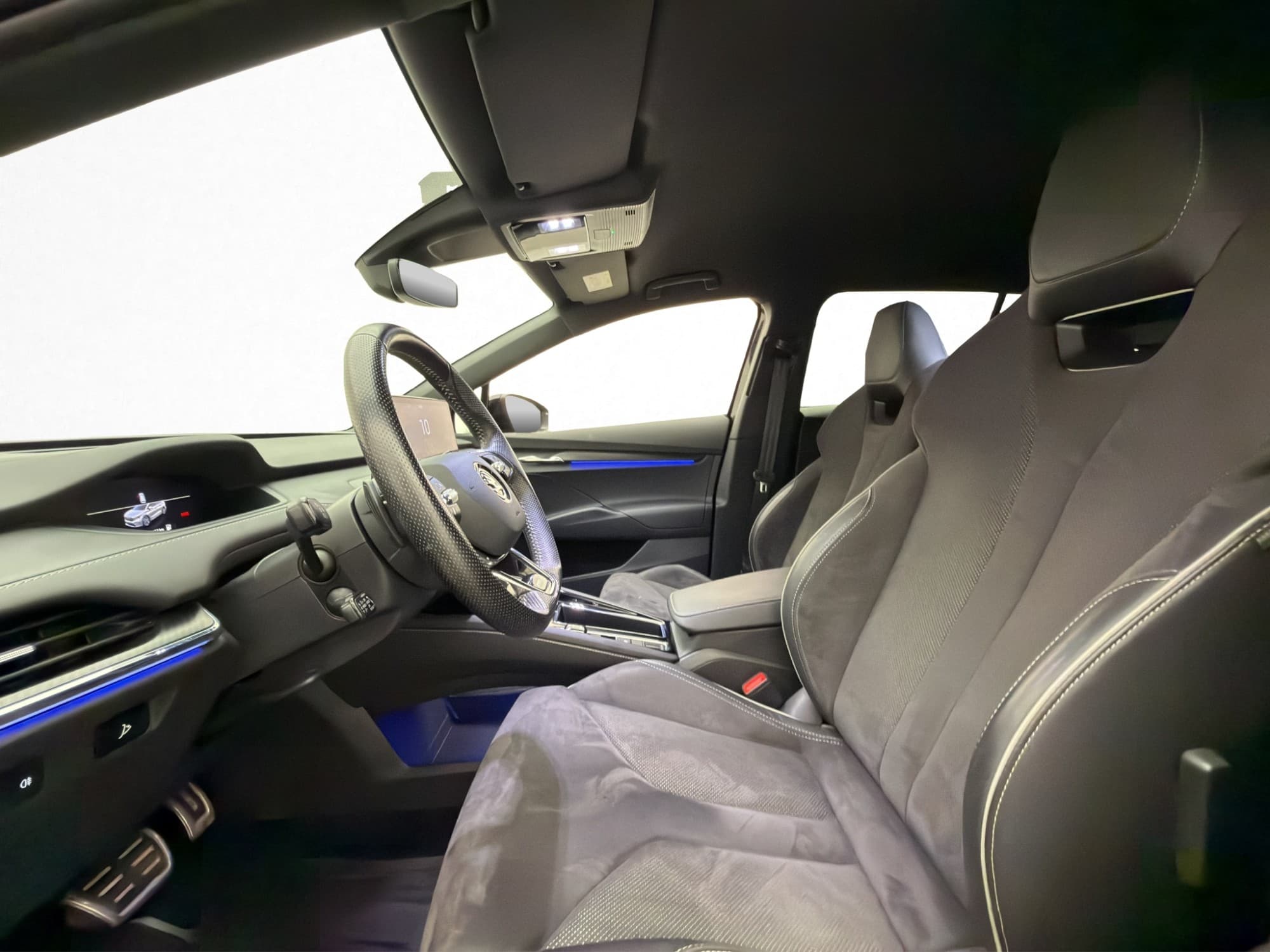 Skoda Enyaq 80 204hk Sportline Värmare Drag Kamera CarPlay