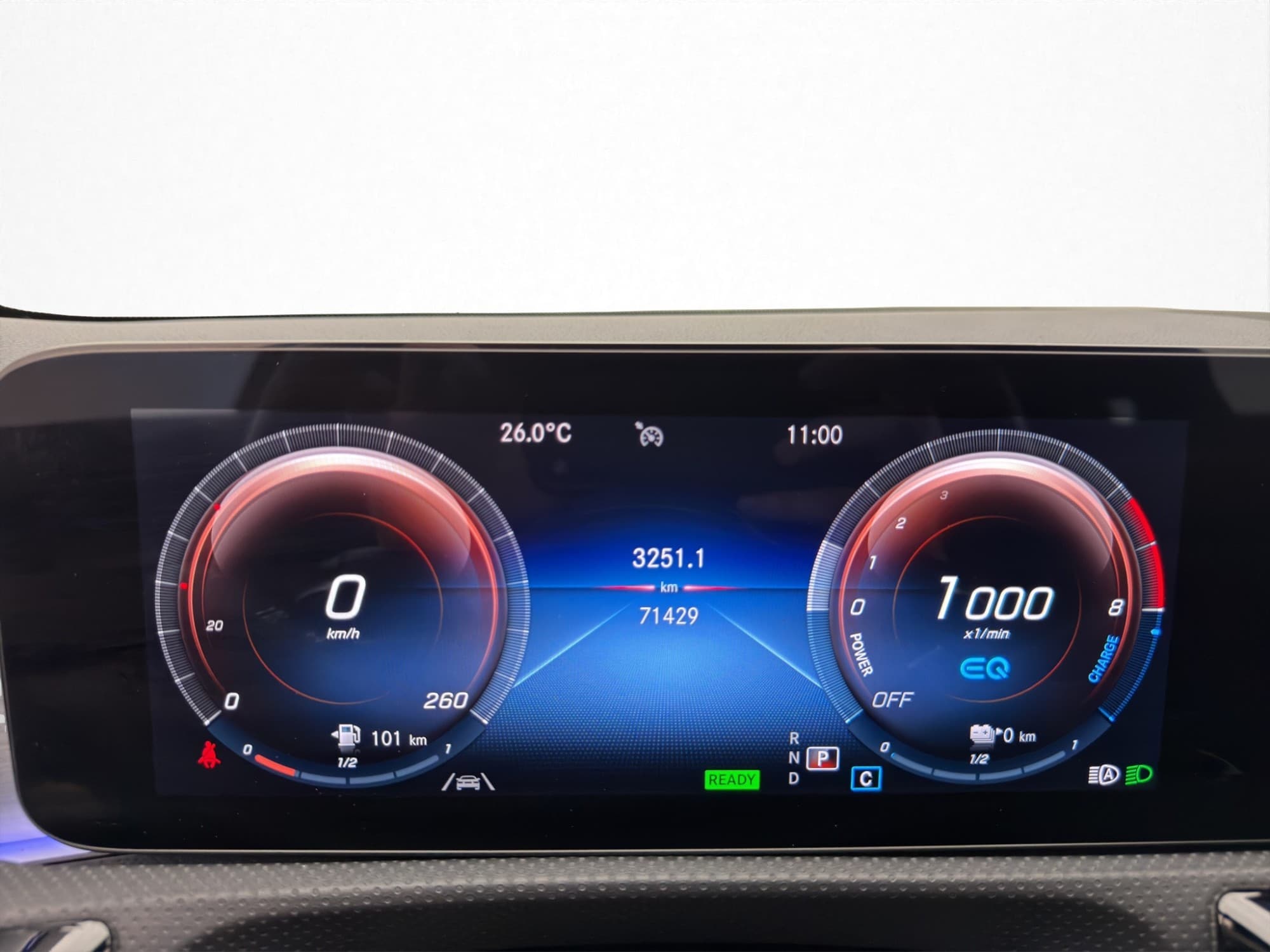 Mercedes-Benz A 250 e 218hk AMG Widescreen Kamera Midline