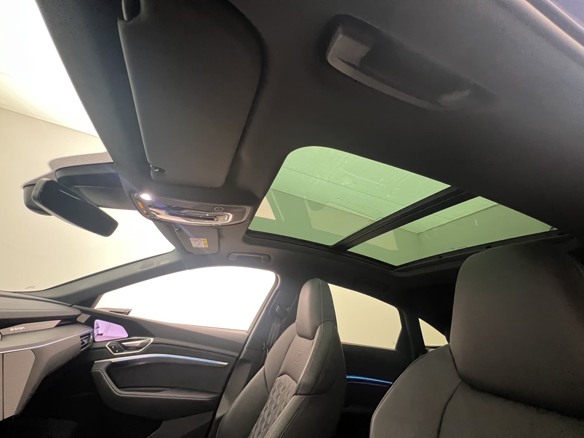 Audi SQ8 e-tron Sportback Q Pano HUD 360º B&O Drag 4-Zon 22"