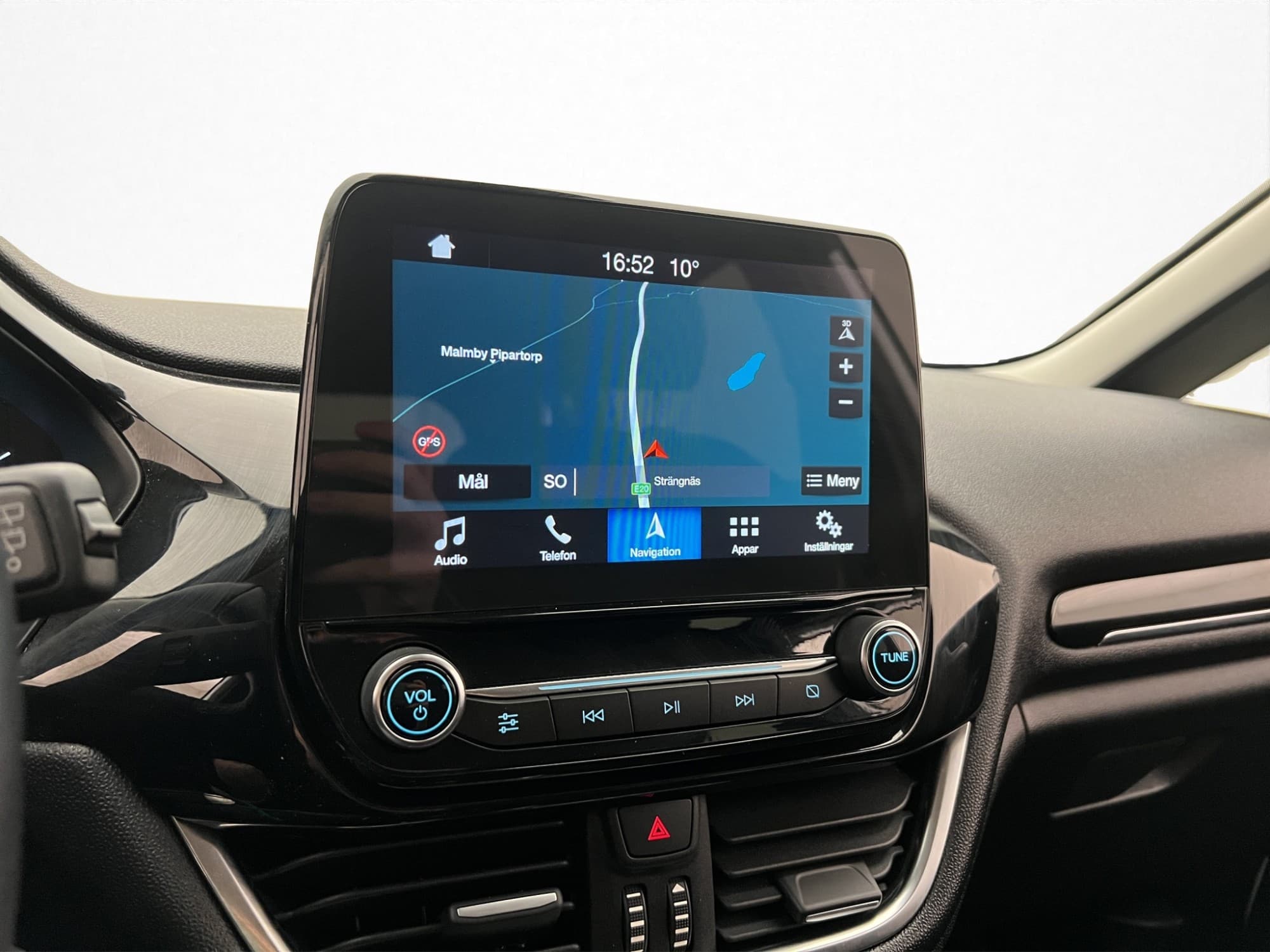 Ford Fiesta 1.0 100hk Titanium Navi P-Sensorer Rattvärme