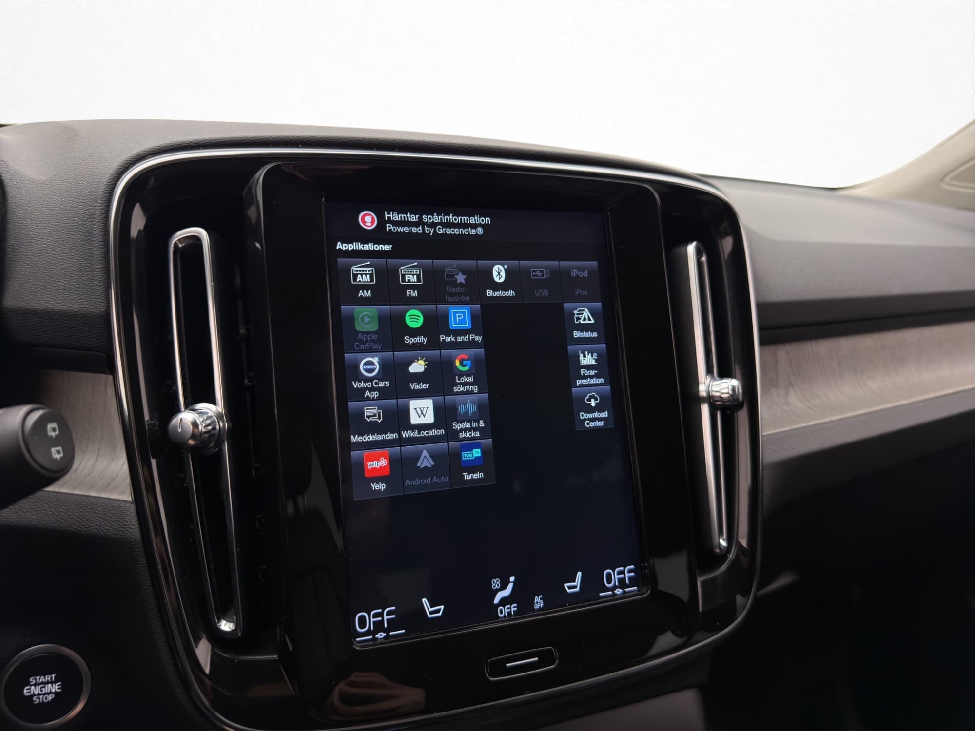 Volvo XC40 D3 Inscription VOC Värmare Kamera Skinn CarPlay