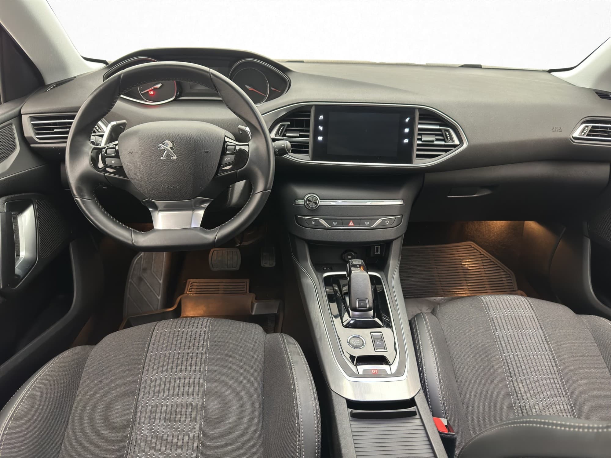 Peugeot 308 SW 1.2 131hk Allure Kamera Navi Halvskinn